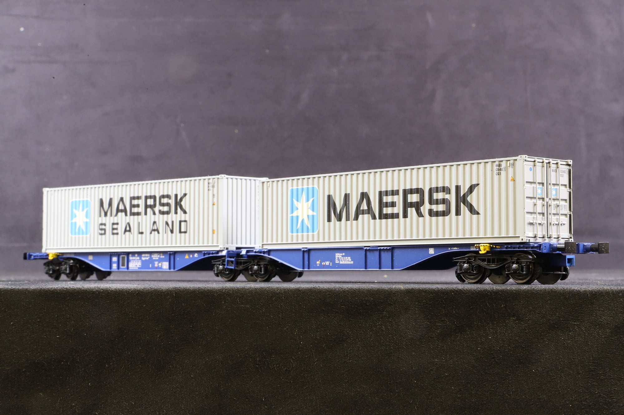 ACME HO 40274 Intermodal Wagon Sggmrss '90 Rurtalbahn with 2 containers "Maersk"