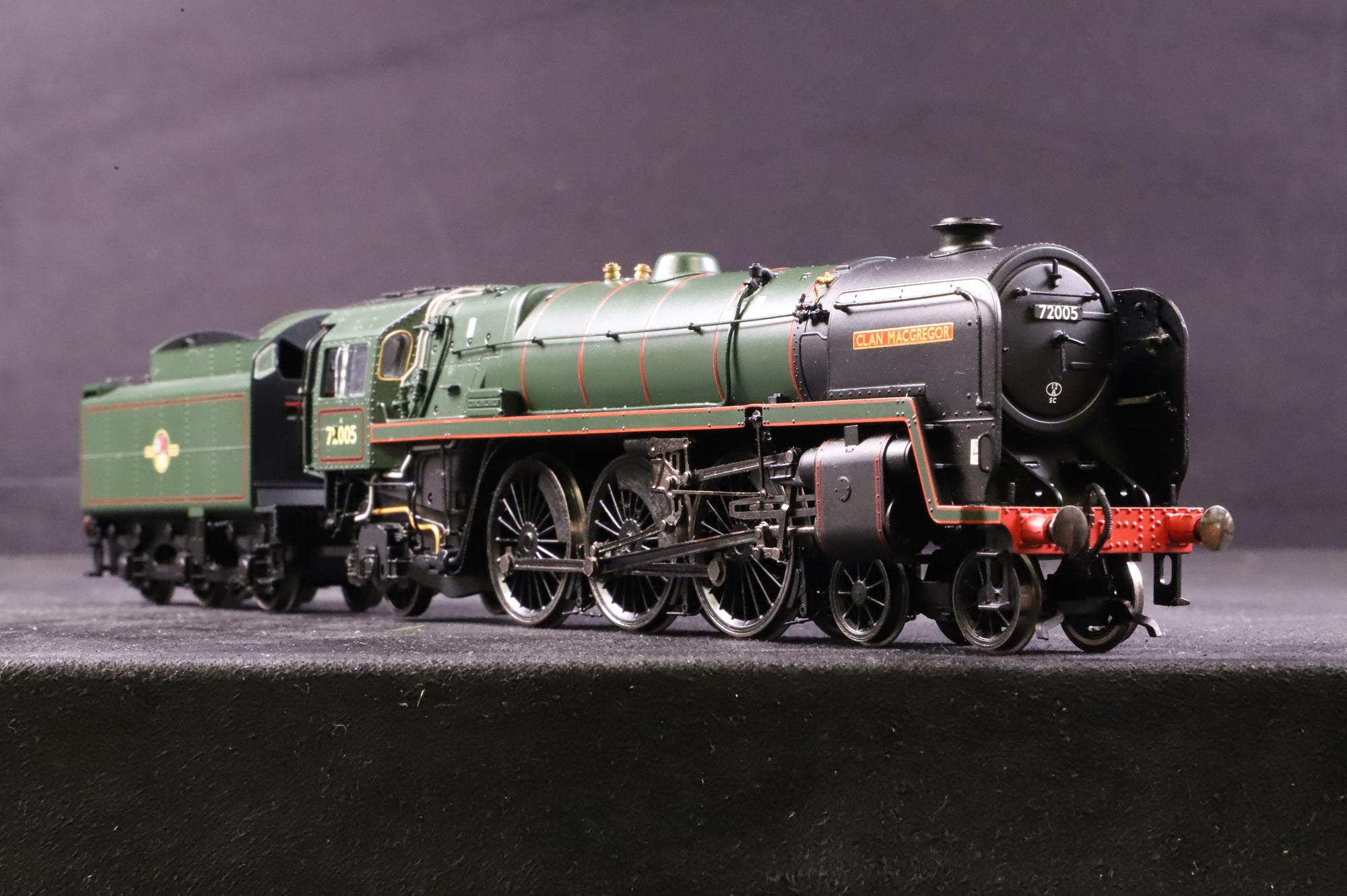 Hornby OO R2925 Clan Class '72005' 'Clan Macgregor' BR Lined Green L/C