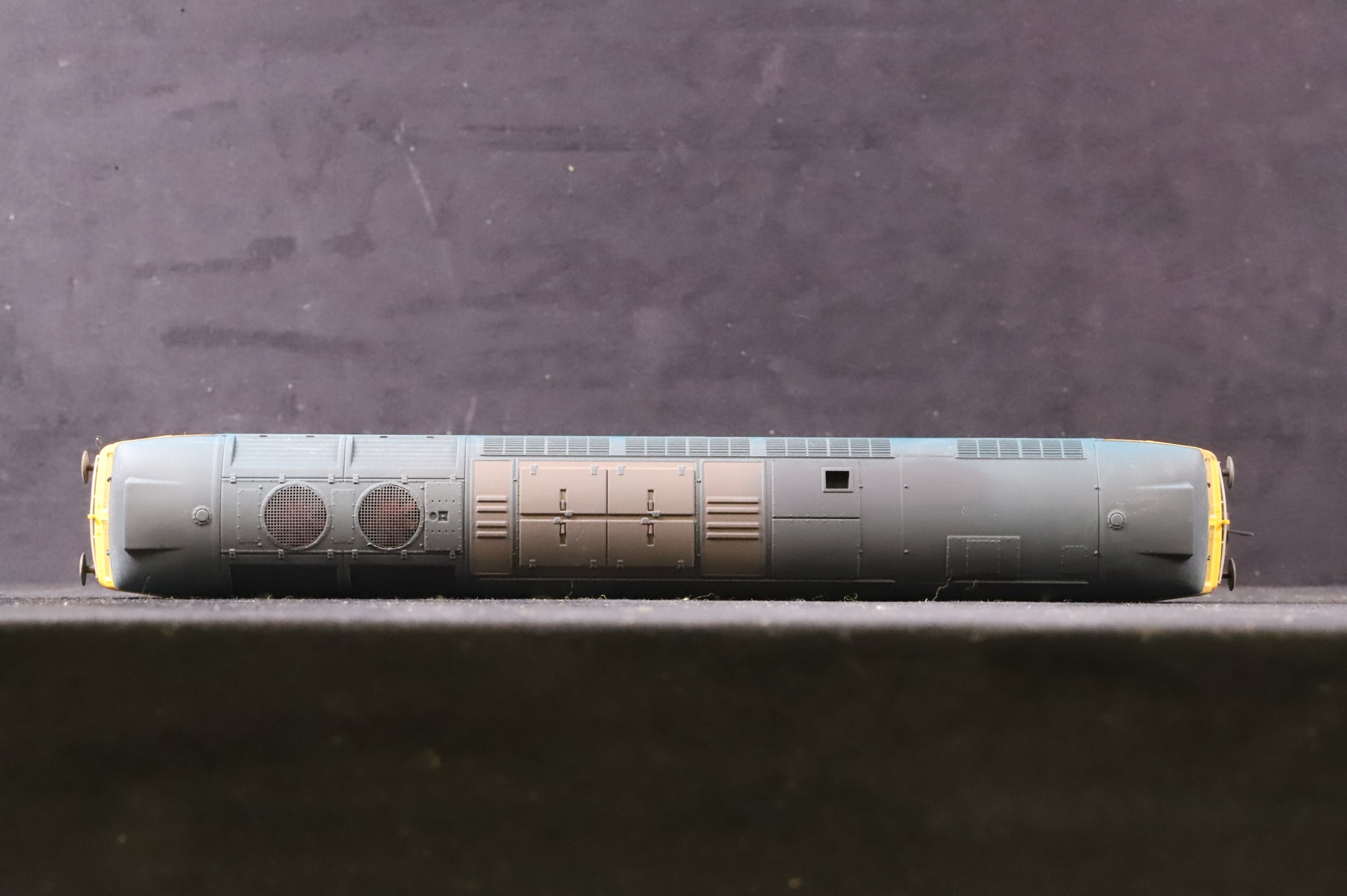 Bachmann OO 31-655TL Class 47 47625 'City of Truro' in BR Blue - Weathered