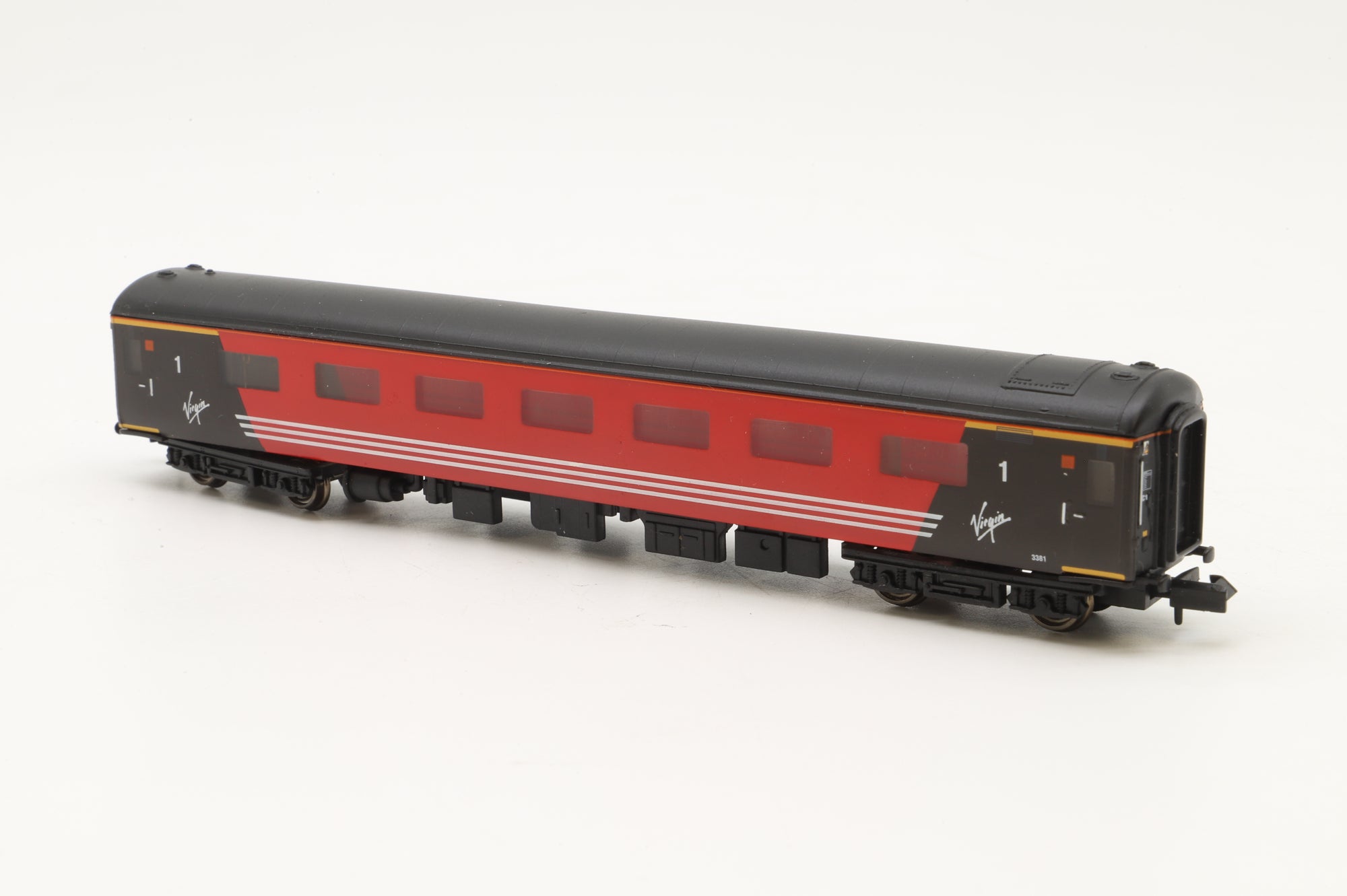 WORKSHOP Graham Farish N Rake of 6x Virgin Trains Mk2s