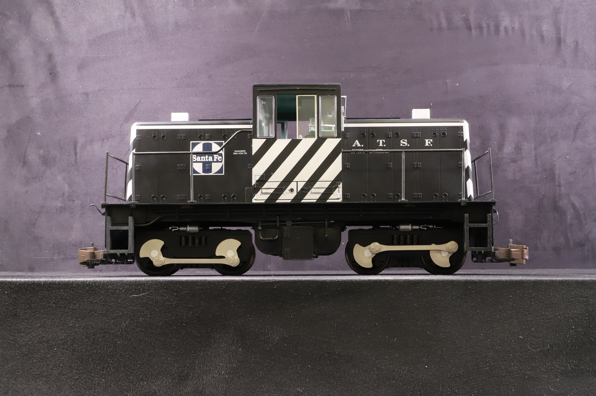 Spectrum G 81897 GE 45 Ton Side Rod Diesel Locomotive