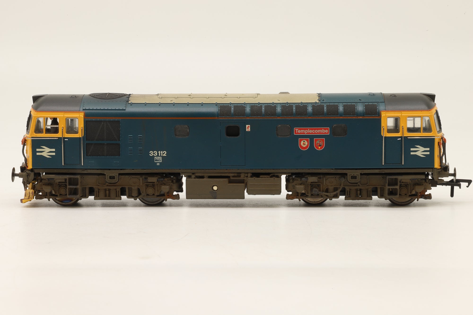 Heljan OO 33451 Class 33 33112 'Templecombe' in BR Blue – Weathered
