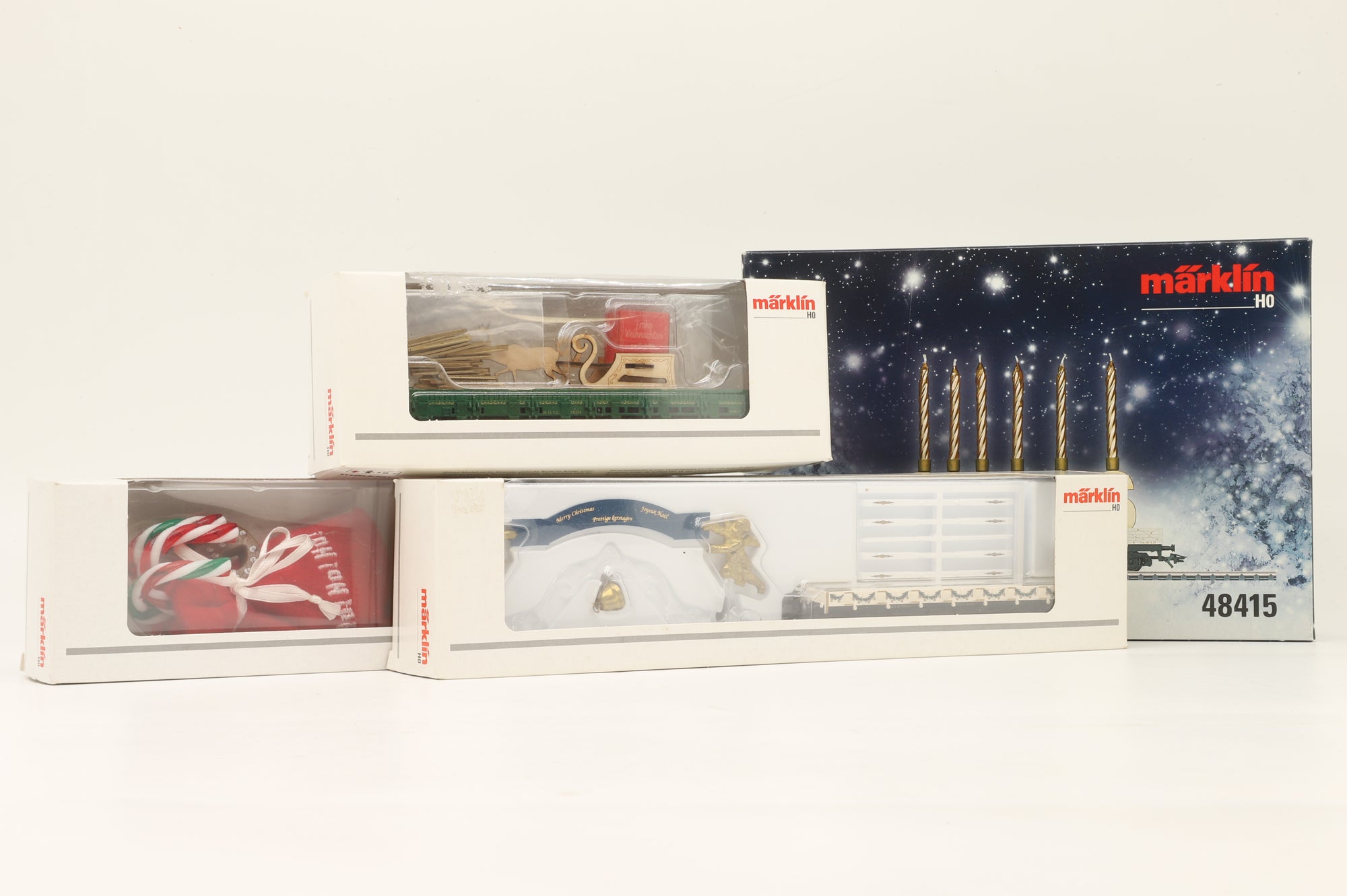 Marklin HO Christmas Set Of 4 Wagons Inc. 48414, 48416, 48406 & 48415