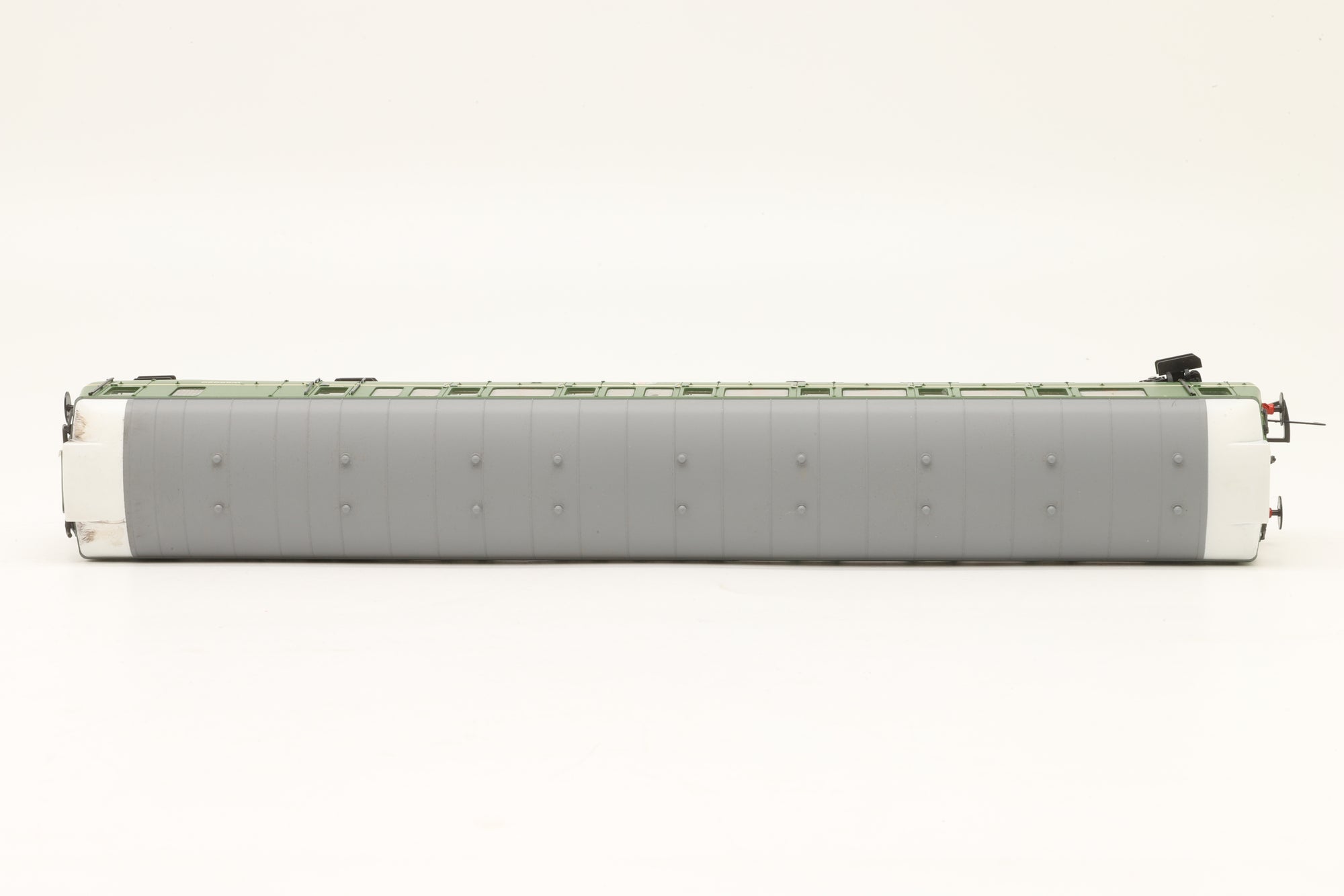 Dapol OO 4D-009-001 Class 121 Bubble Car 'W55020' BR Green Whiskers Weathered