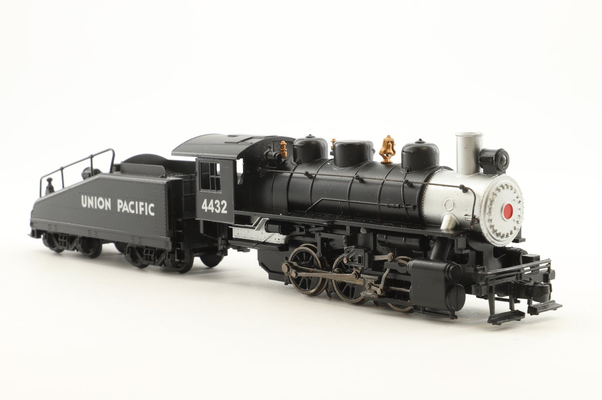 Bachmann HO 50601 USRA 0-6-0 '4432' Steam Locomotive With Smoke