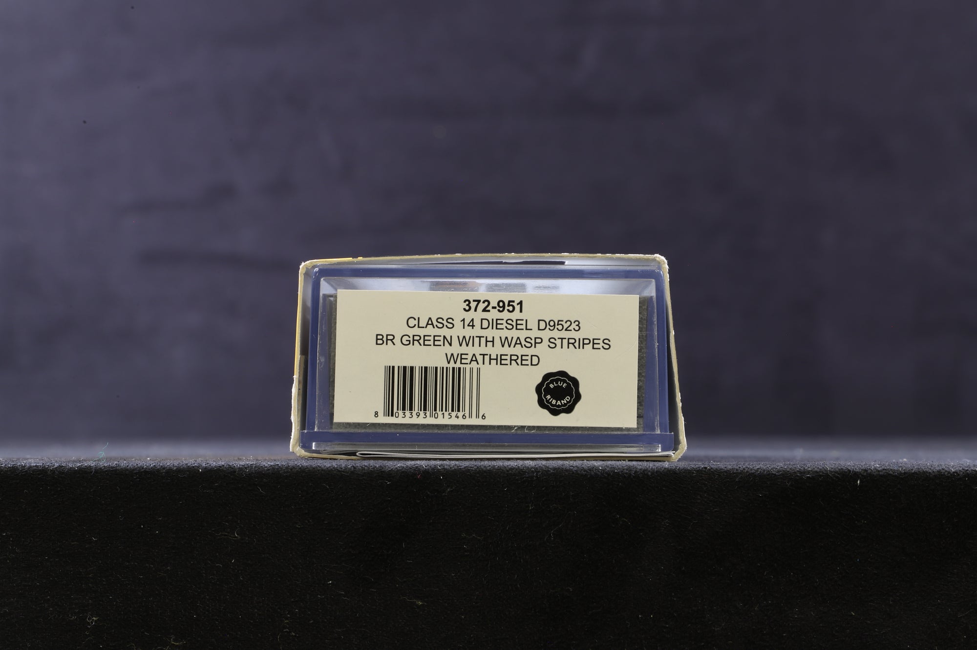 Graham Farish N 372-951 Class 14 'D9523' BR Green Wasp Stripes Weathered