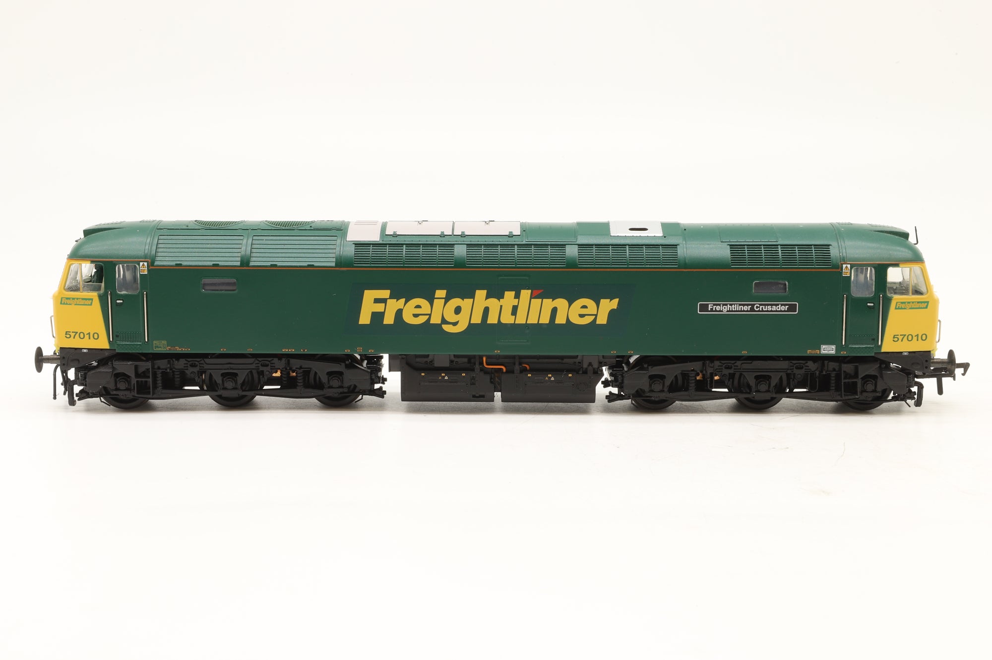 WORKSHOP Bachmann OO 32-750DC Class 57 57010 'Freightliner Crusader' in Freightliner Livery