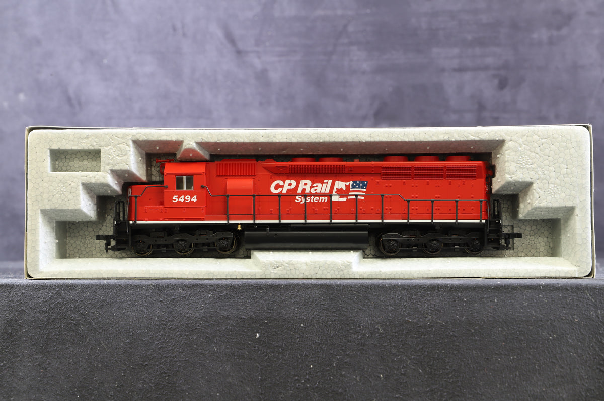 Kato HO 37-1702 EMD SD45 Diesel Locomotive CP Rail &#39;5494&#39;