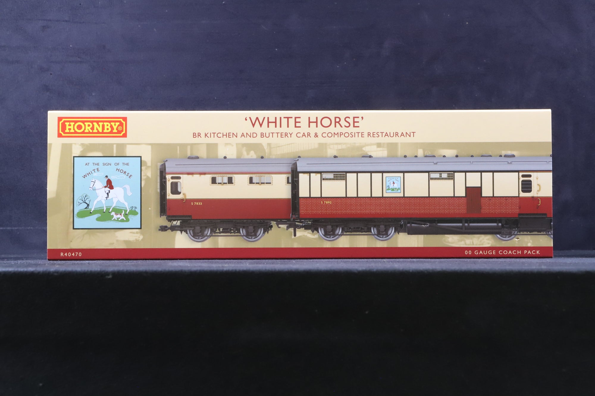 Hornby OO R40470 Mk1 Kitchen/Buttery Car & Composite Restaurant 'Tavern Cars' S7833/92 'White Horse' in BR(S) Crimson/Cream