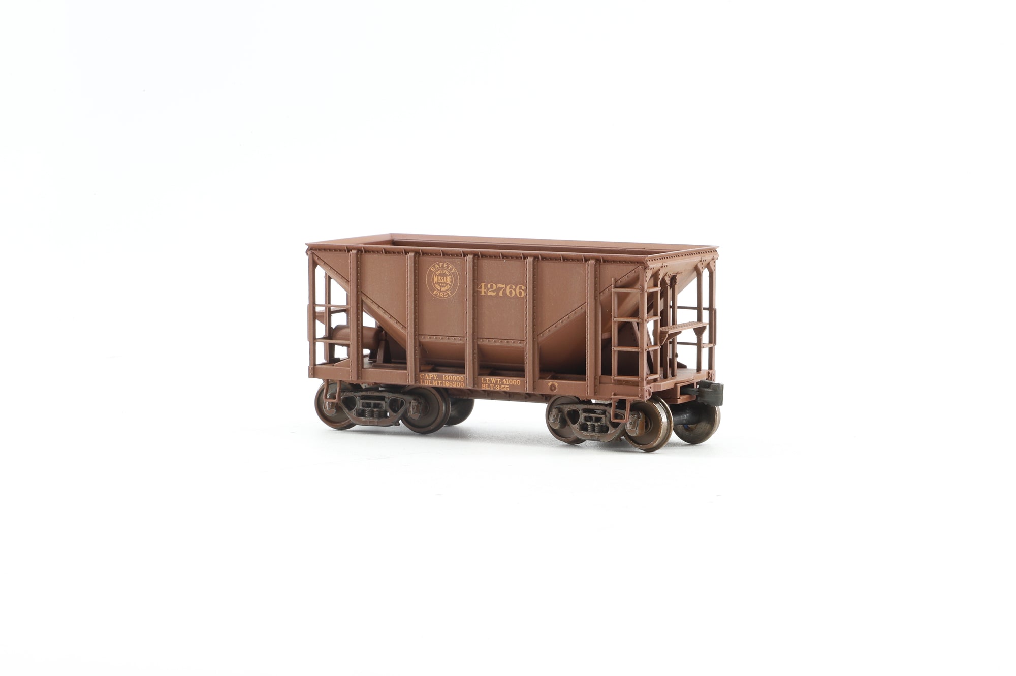 Walthers HO 910-58107 6-Pack of 24' Michigan Ore Cars in DMIR Brown - Pro-Customised/Weathered