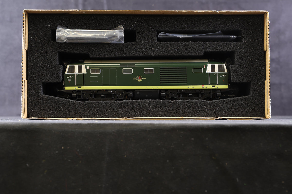 Heljan OO 3500 Class 35 &#39;Hymek&#39; &#39;D7017&#39; BR Green L/C