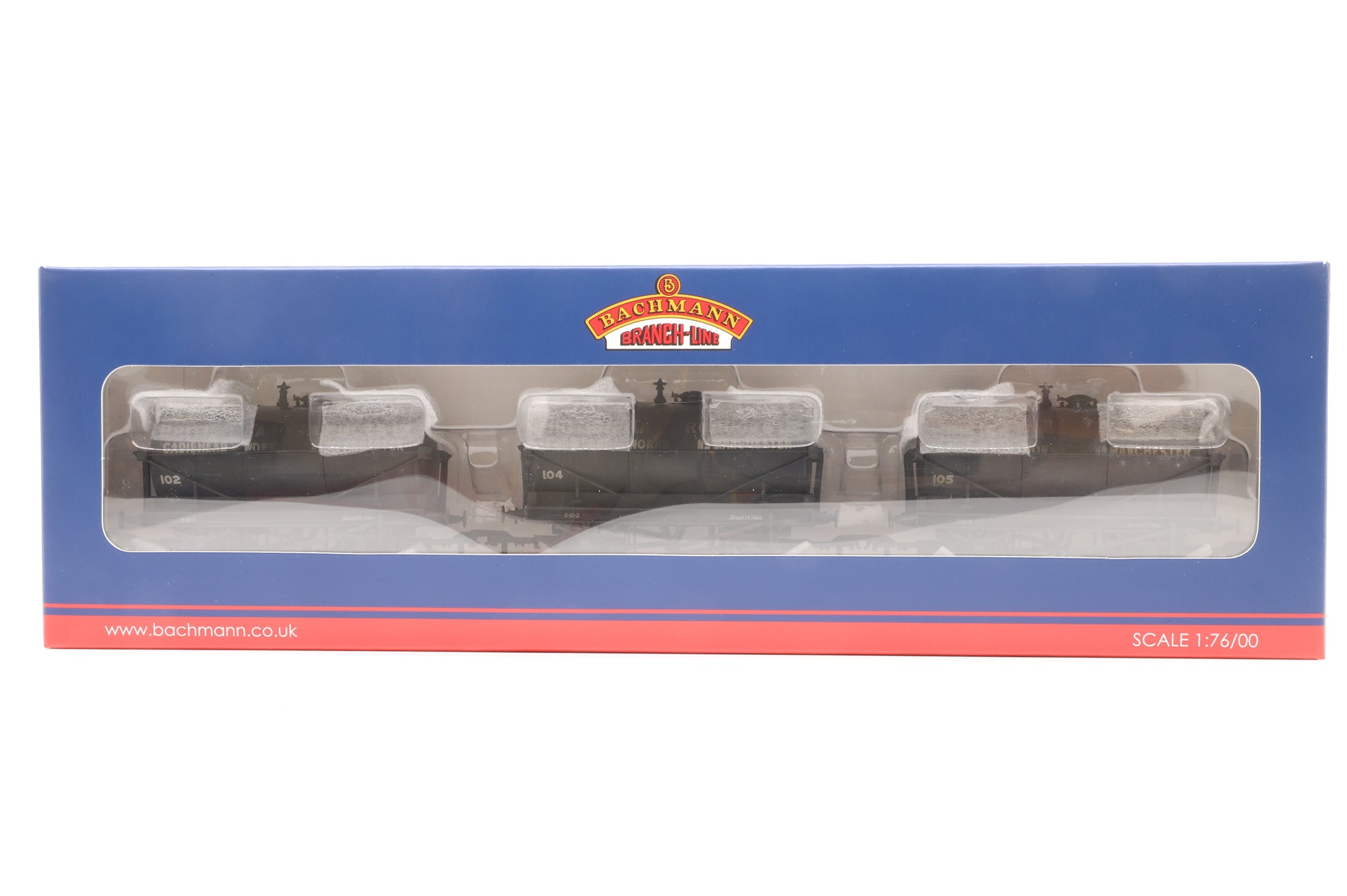 Bachmann OO 37-672 Set Of 14T Tank Wagons British Tar Products Ltd Weathered