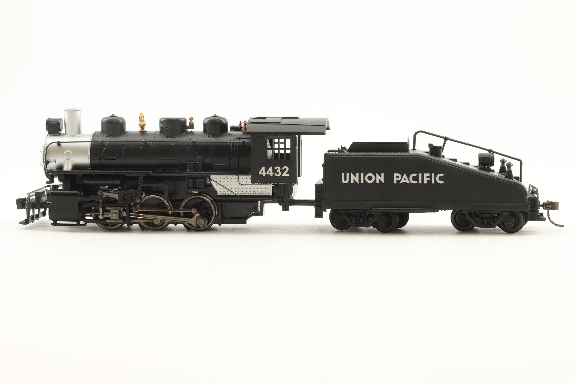 Bachmann HO 50601 USRA 0-6-0 '4432' Steam Locomotive With Smoke