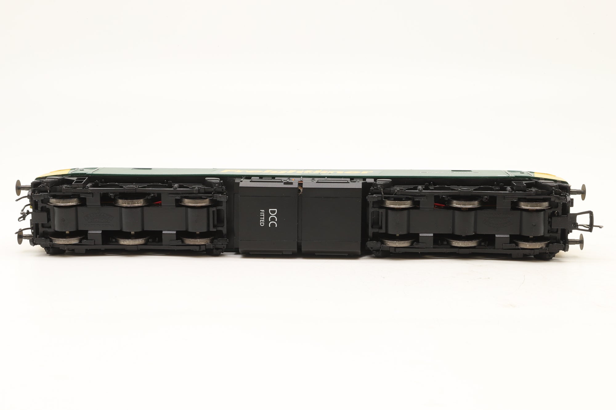 WORKSHOP Bachmann OO 32-750DC Class 57 57010 'Freightliner Crusader' in Freightliner Livery