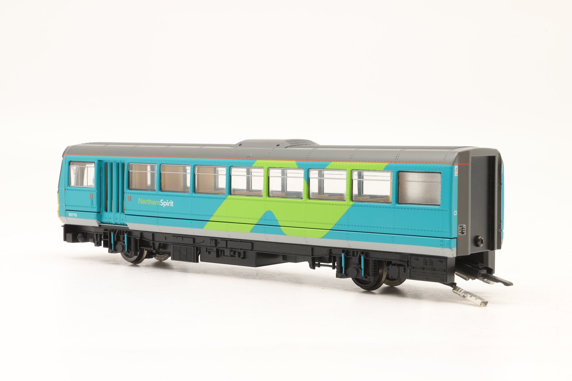 WORKSHOP Hornby OO Spirits of the North Class 47 Virgin Trains 'Pride of Shrewsbury' '47822' with 2 Mk 2d Coaches & 2-Car Class 142 Pacer Railbus Set '55724' & '55770'
