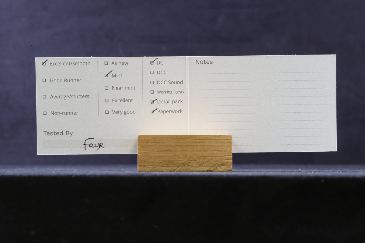 Graham Farish N 372-951 Class 14 &#39;D9523&#39; BR Green Wasp Stripes Weathered