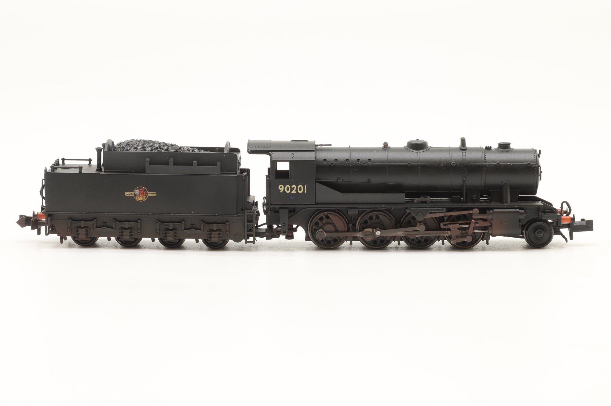 Graham Farish N 372-427 WD Austerity Class '90201' BR Black Late Crest Weathered