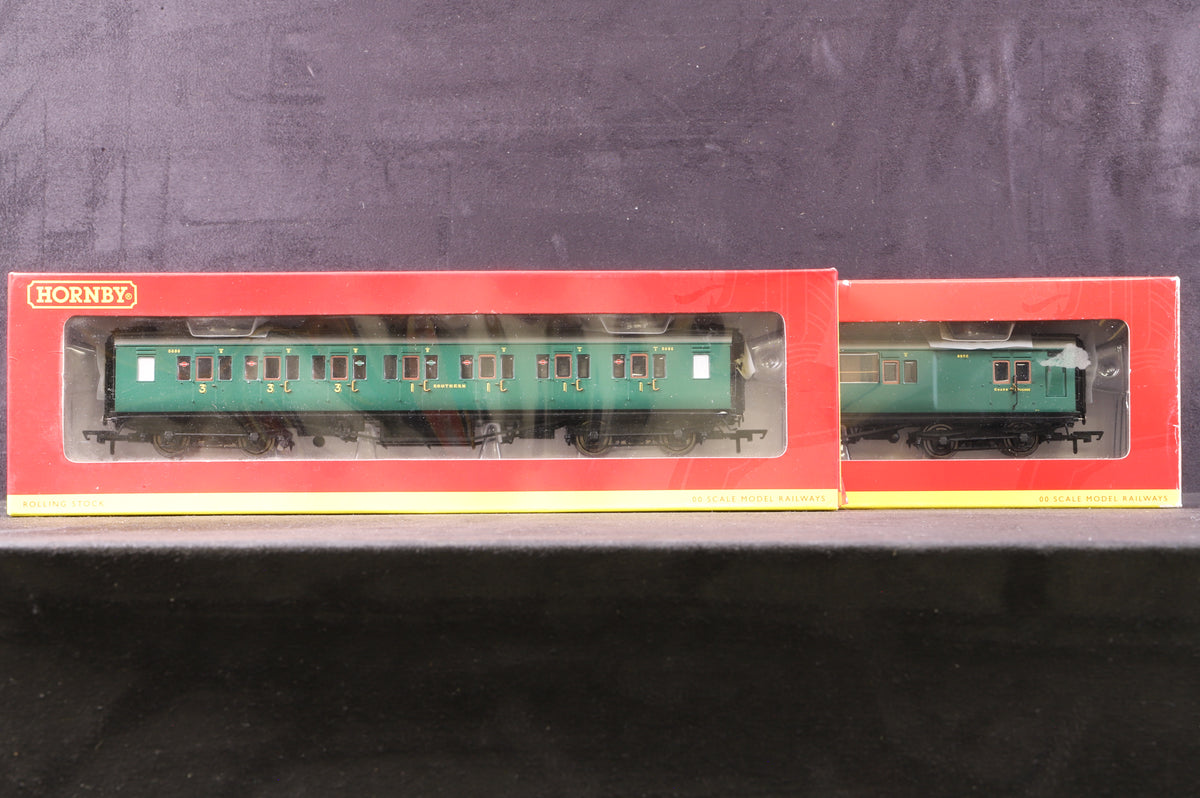Hornby OO Rake of 4 SR Maunsell Coaches, Inc. R4336A, R4338C, R4341A &amp; R4342B