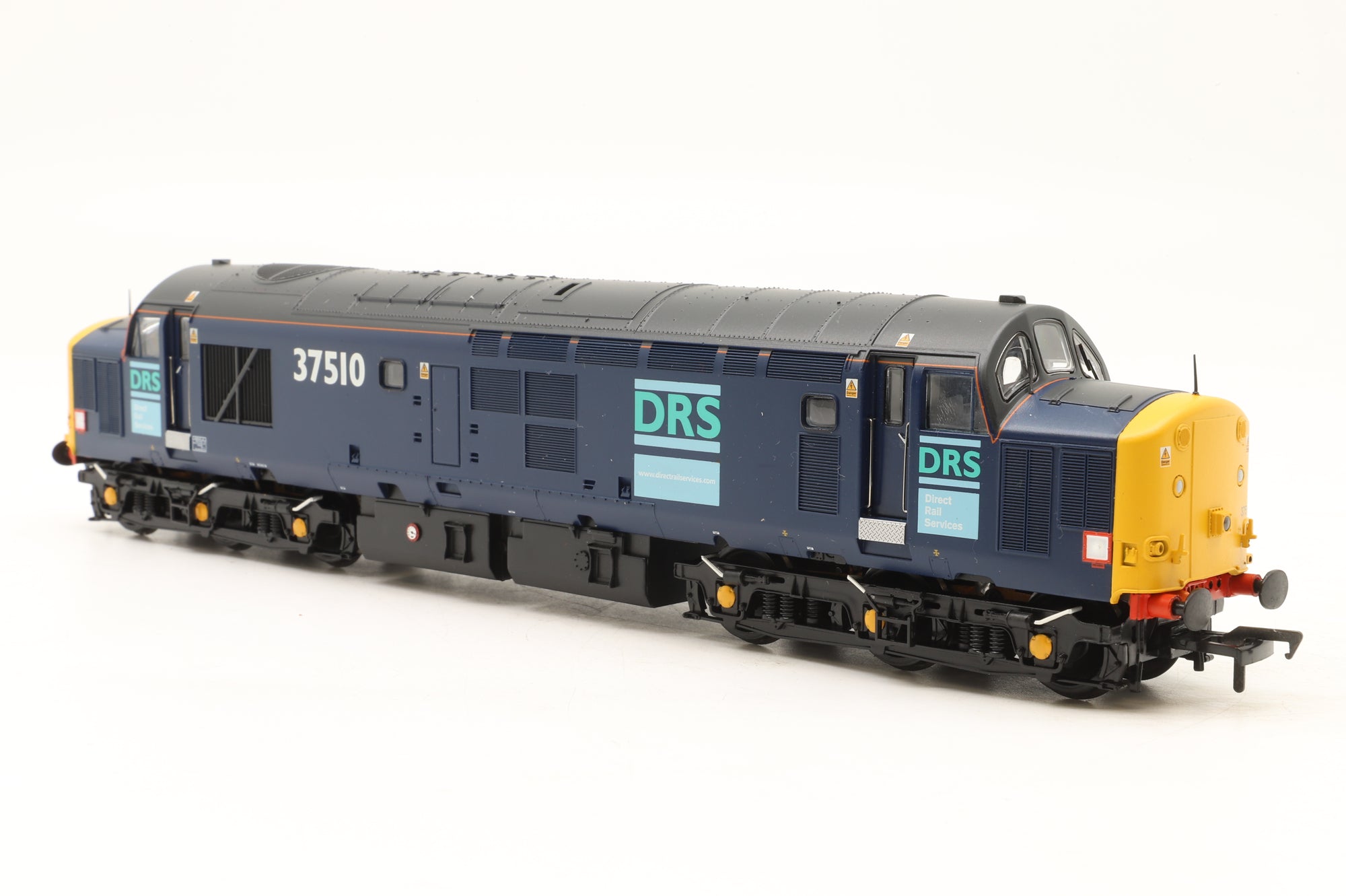Bachmann OO 32-381U Twin Pack Class 37/5 '37510 & 37688' DRS DCC & DCC Sound