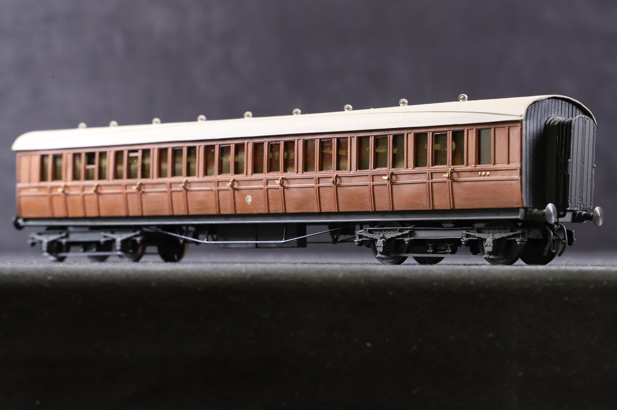 Kit Built 21mm 1:76 Pair of GNR(I) corridor coaches