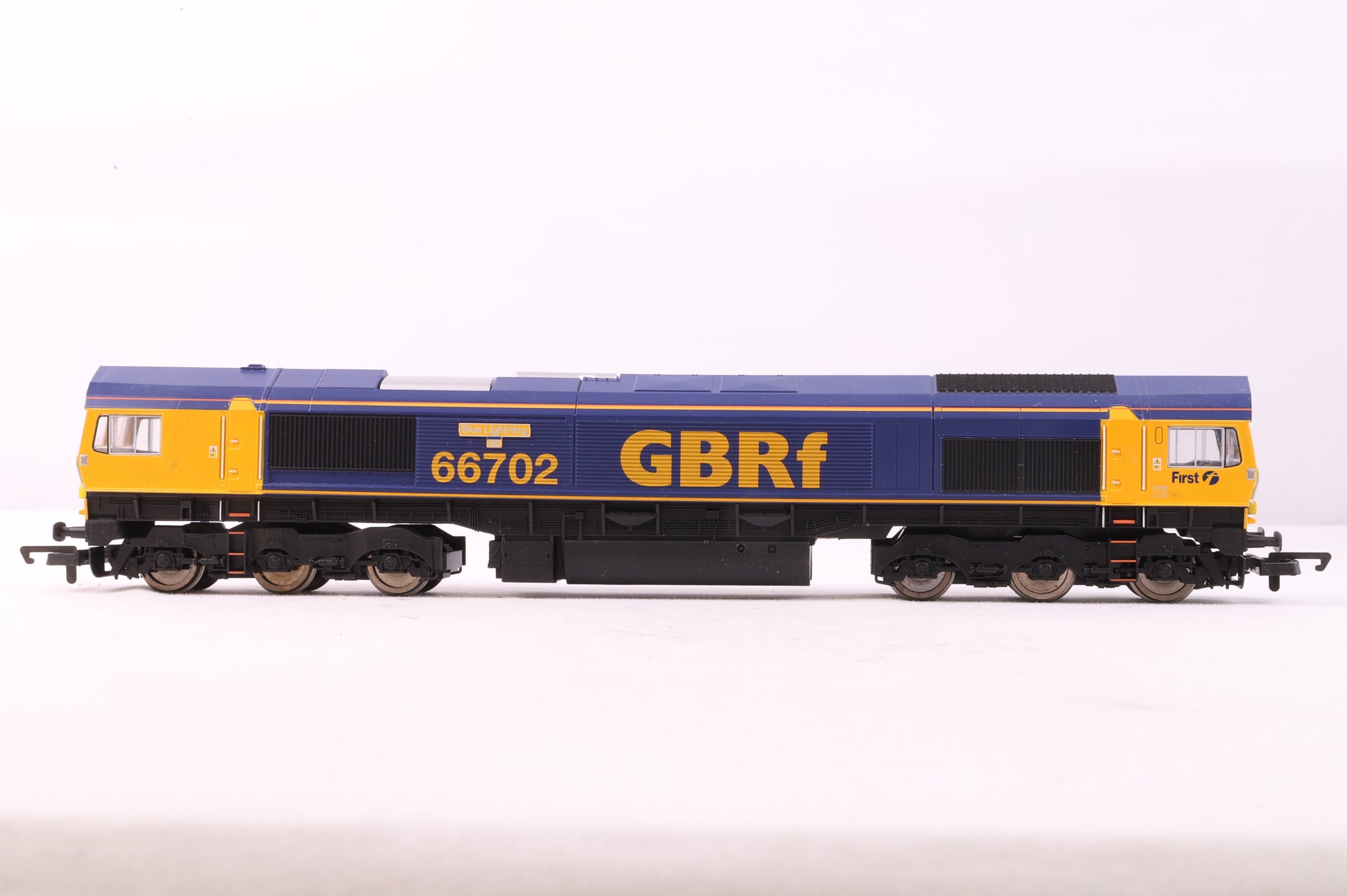 Hornby OO R2652 Class 66 '66702' 'Blue Lightning DCC Fitted