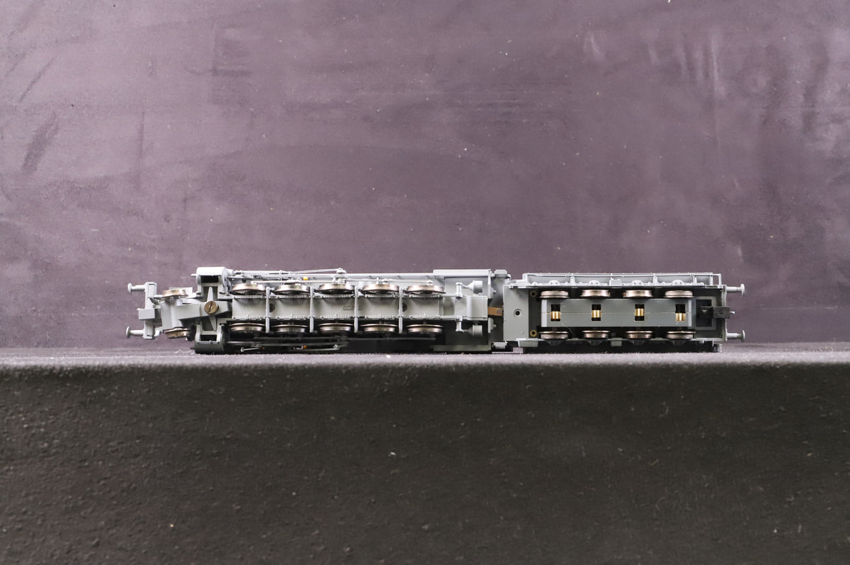 Gutzold HO 32400 BR 52 Steam Locomotive