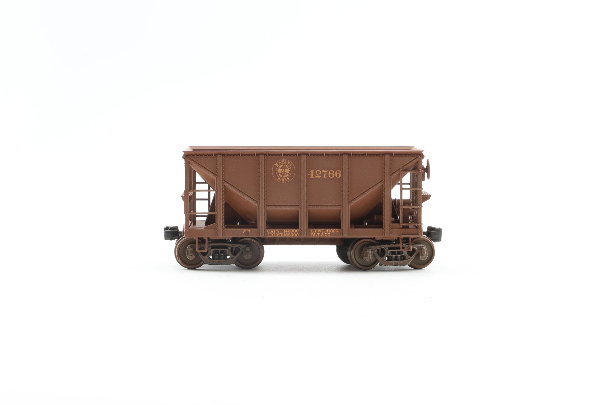 Walthers HO 910-58107 6-Pack of 24' Michigan Ore Cars in DMIR Brown - Pro-Customised/Weathered