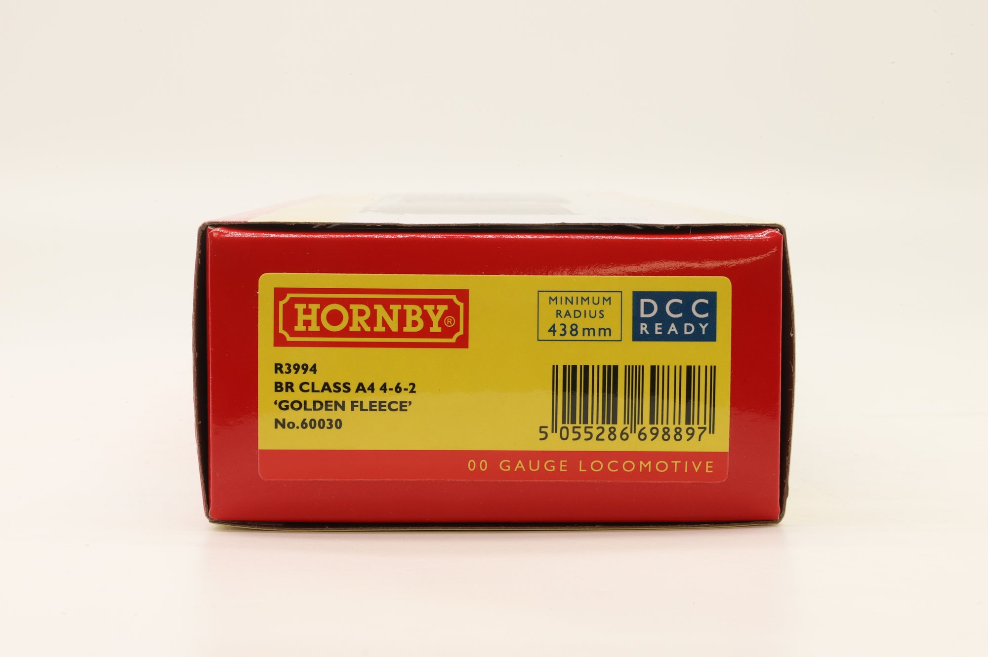 Hornby OO R3994 Class A4 '60030' 'Golden Fleece' BR Lined Green L/C