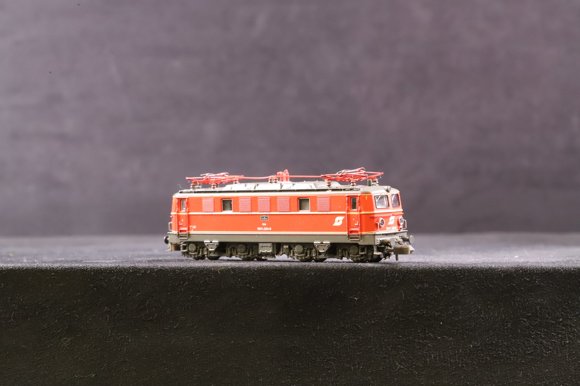 JC Collection N 63010 1041.024 Electric Locomotive  DCC Fitted