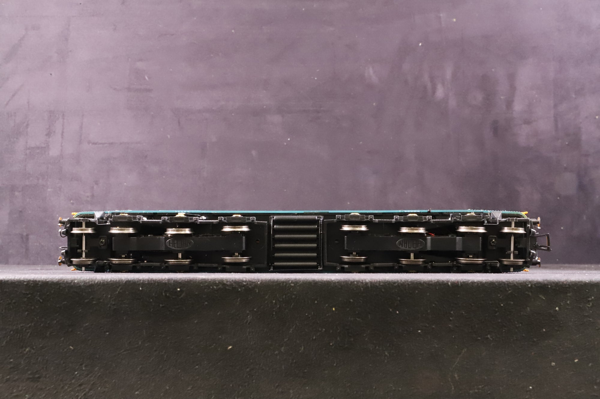 Heljan OO 45104 Class 45 No.64 'Coldstream Guard' in BR Blue