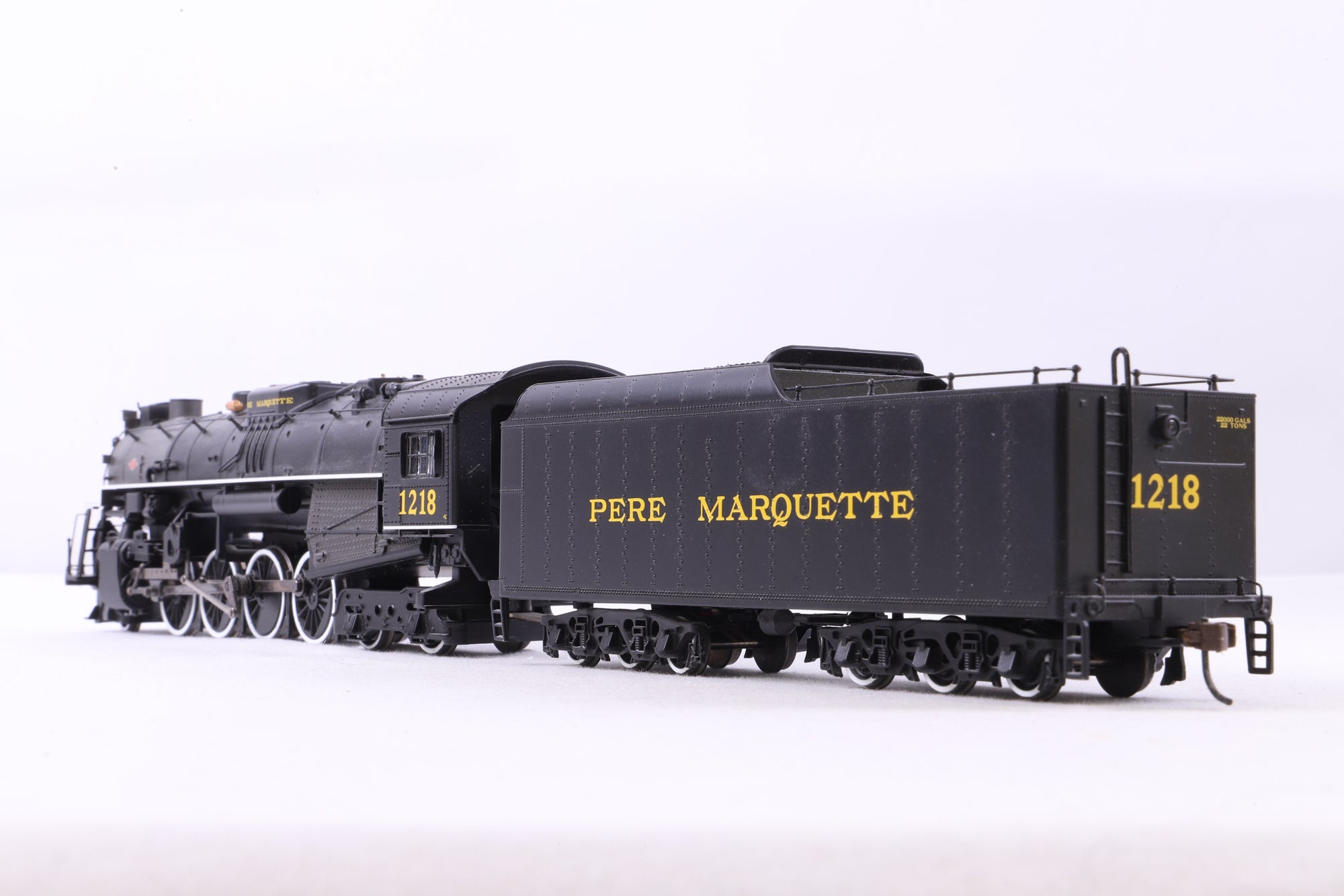 Bachmann HO 50902 2-8-4 Berkshire Steam Locomotive Pere Marquette DCC Fitted