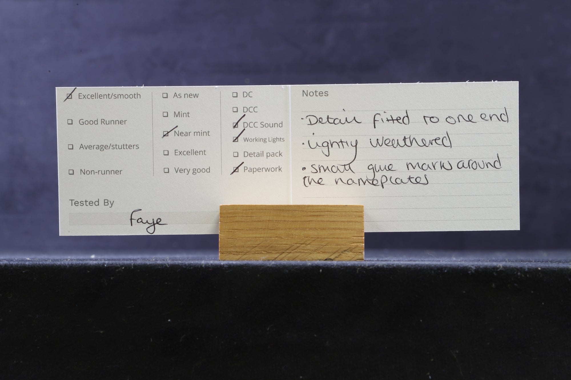 Bachmann OO 32-334SFX Class 25/3 D7672 'Tamworth Castle' in BR Two-Tone Green w/ Full Yellow Ends - DCC Sound & Lightly Weathered