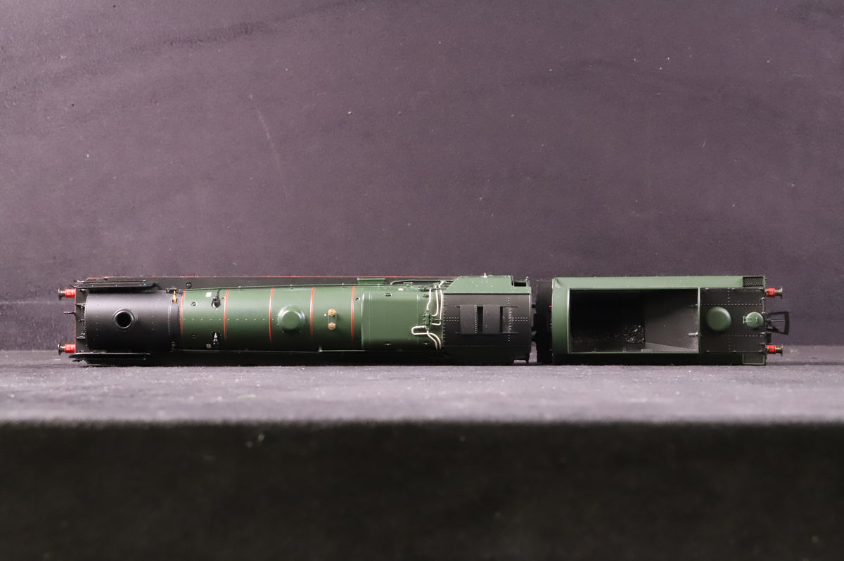 Hornby OO R2925 Clan Class &#39;72005&#39; &#39;Clan Macgregor&#39; BR Lined Green L/C