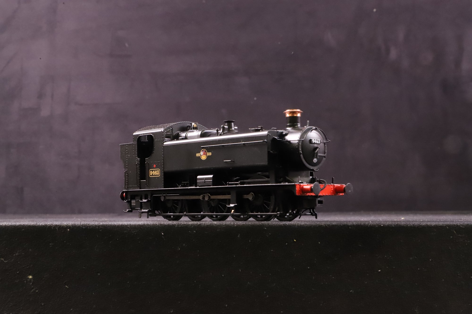 Bachmann OO 35-027A 94xx Class Pannier Tank '9463' BR Black L/C DCC Fitted