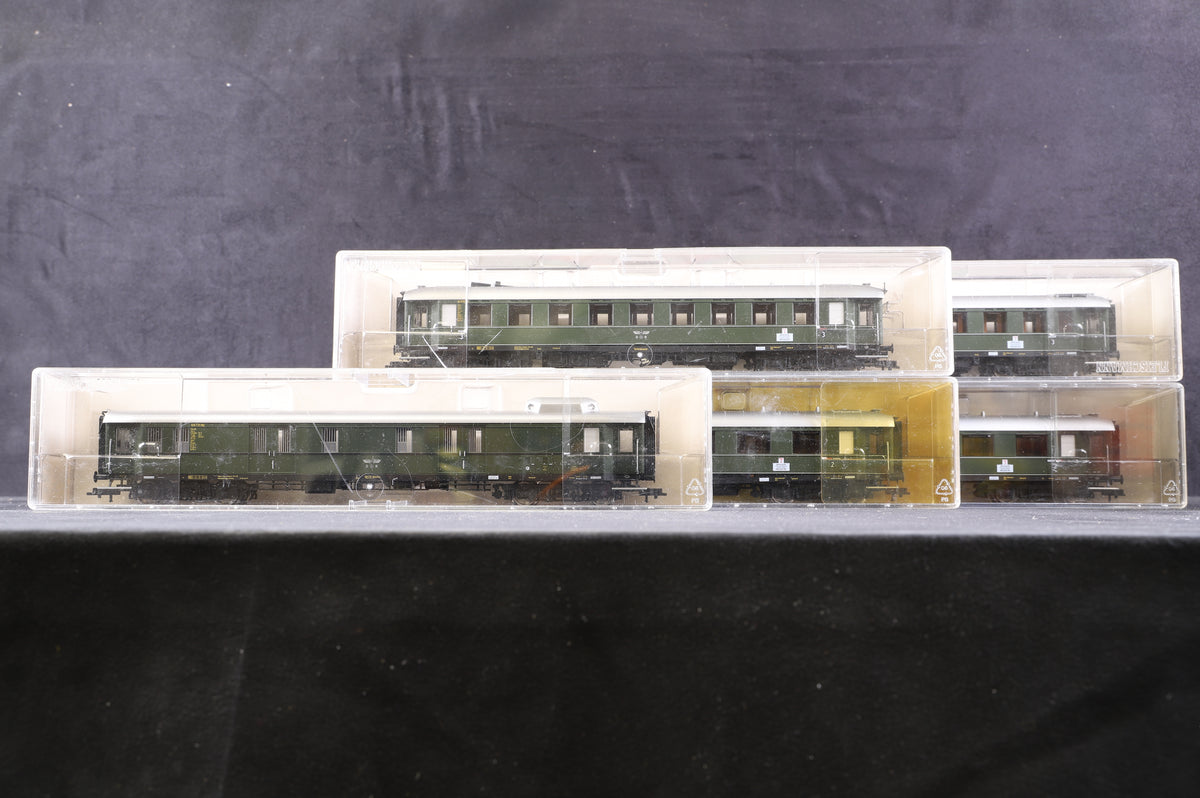 Fleischmann HO Rake Of 5 DR Green Coaches Inc. 84 5853/5851/ 5850/ 5854/ 5855