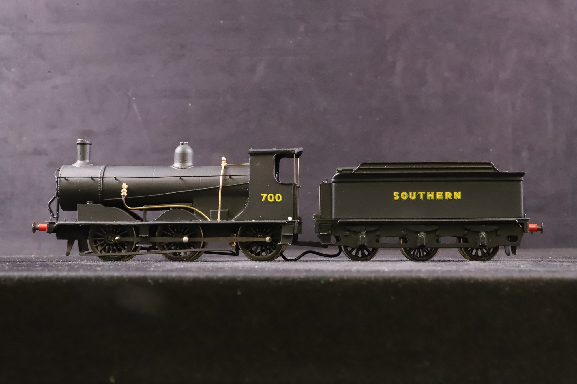 OO Works OO Drummond Class '700' SR Black