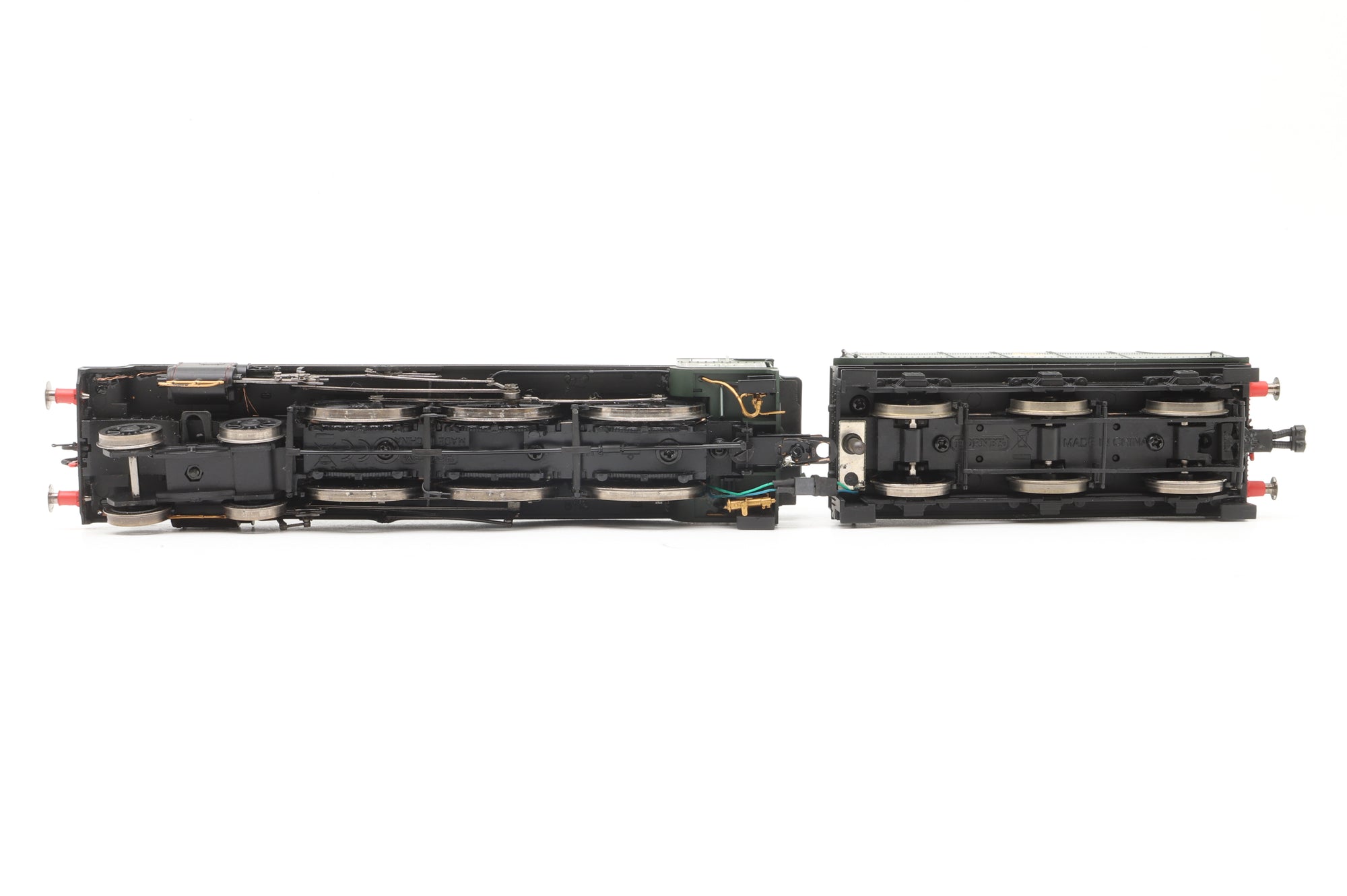 WORKSHOP Hornby R2628 Royal Scot Class 46102 'Black Watch' Lined BR Green w/ Early Crests - Non-Runner