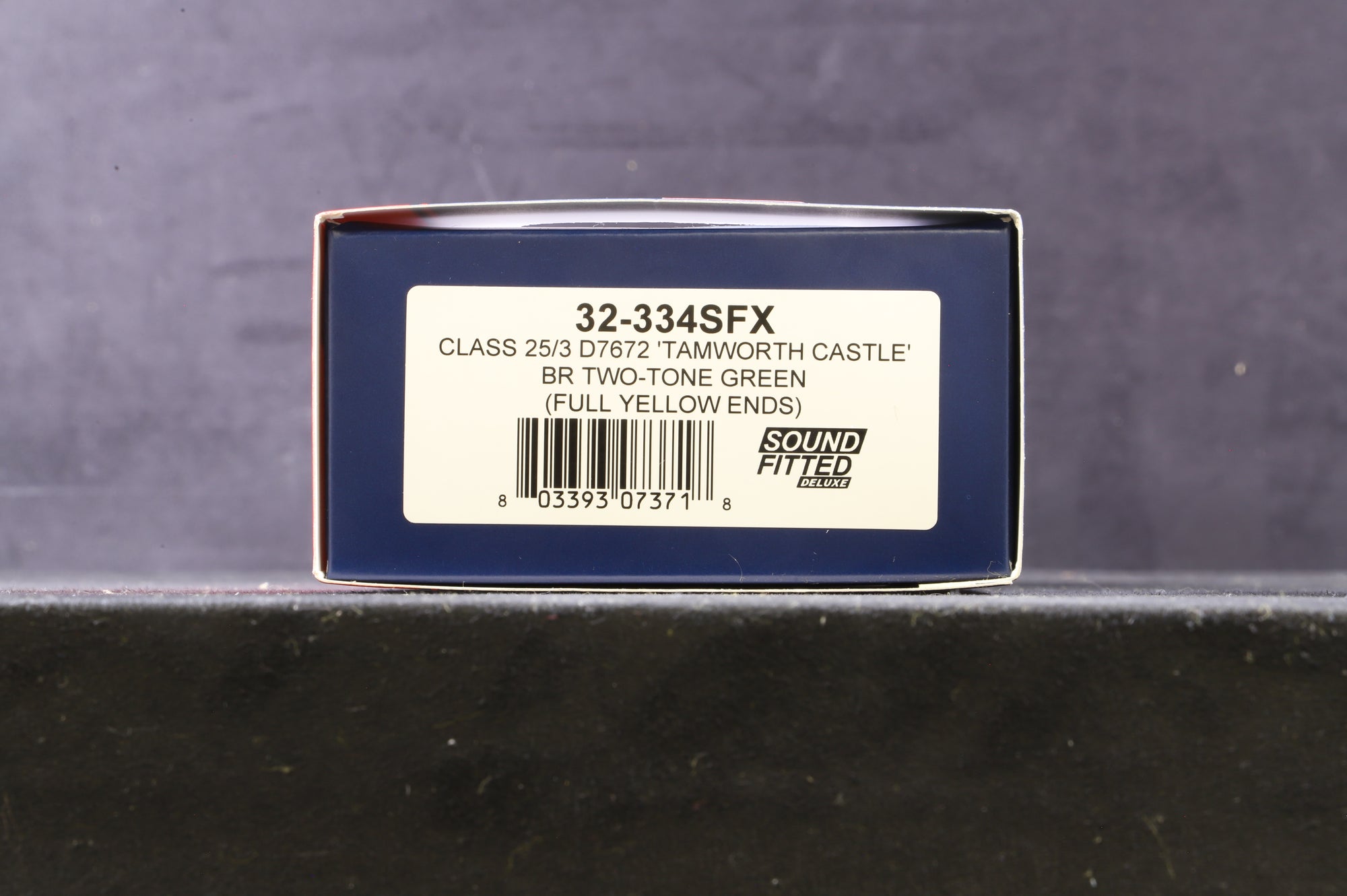 Bachmann OO 32-334SFX Class 25/3 D7672 'Tamworth Castle' in BR Two-Tone Green w/ Full Yellow Ends - DCC Sound & Lightly Weathered