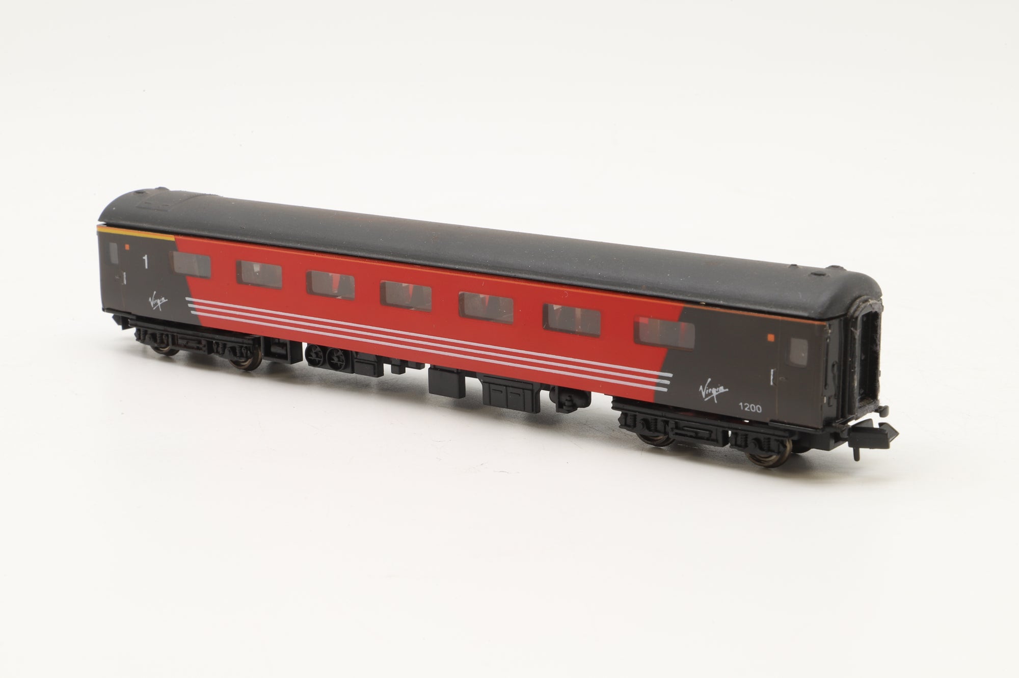 WORKSHOP Graham Farish N Rake of 6x Virgin Trains Mk2s