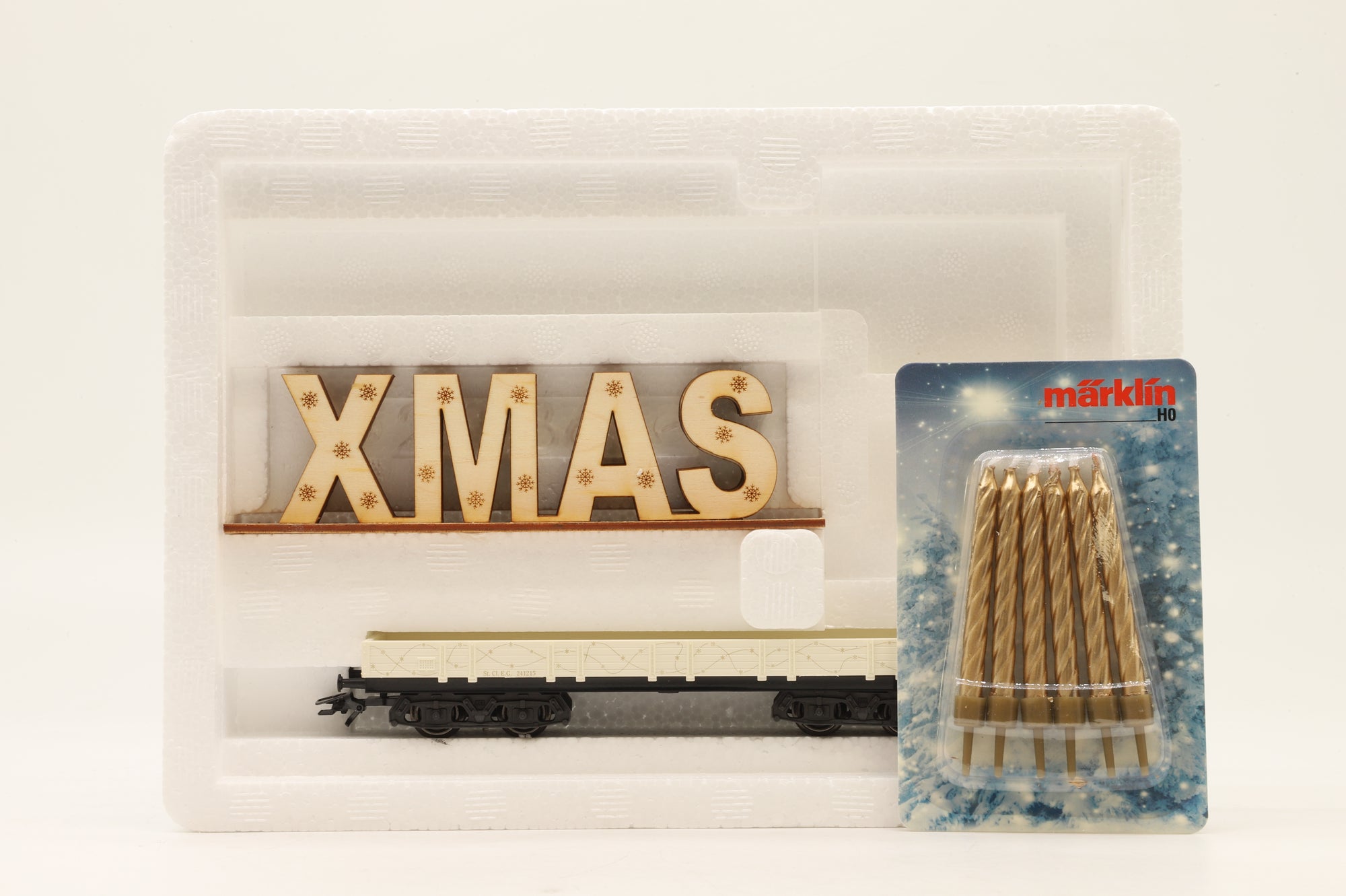 Marklin HO Christmas Set Of 4 Wagons Inc. 48414, 48416, 48406 & 48415