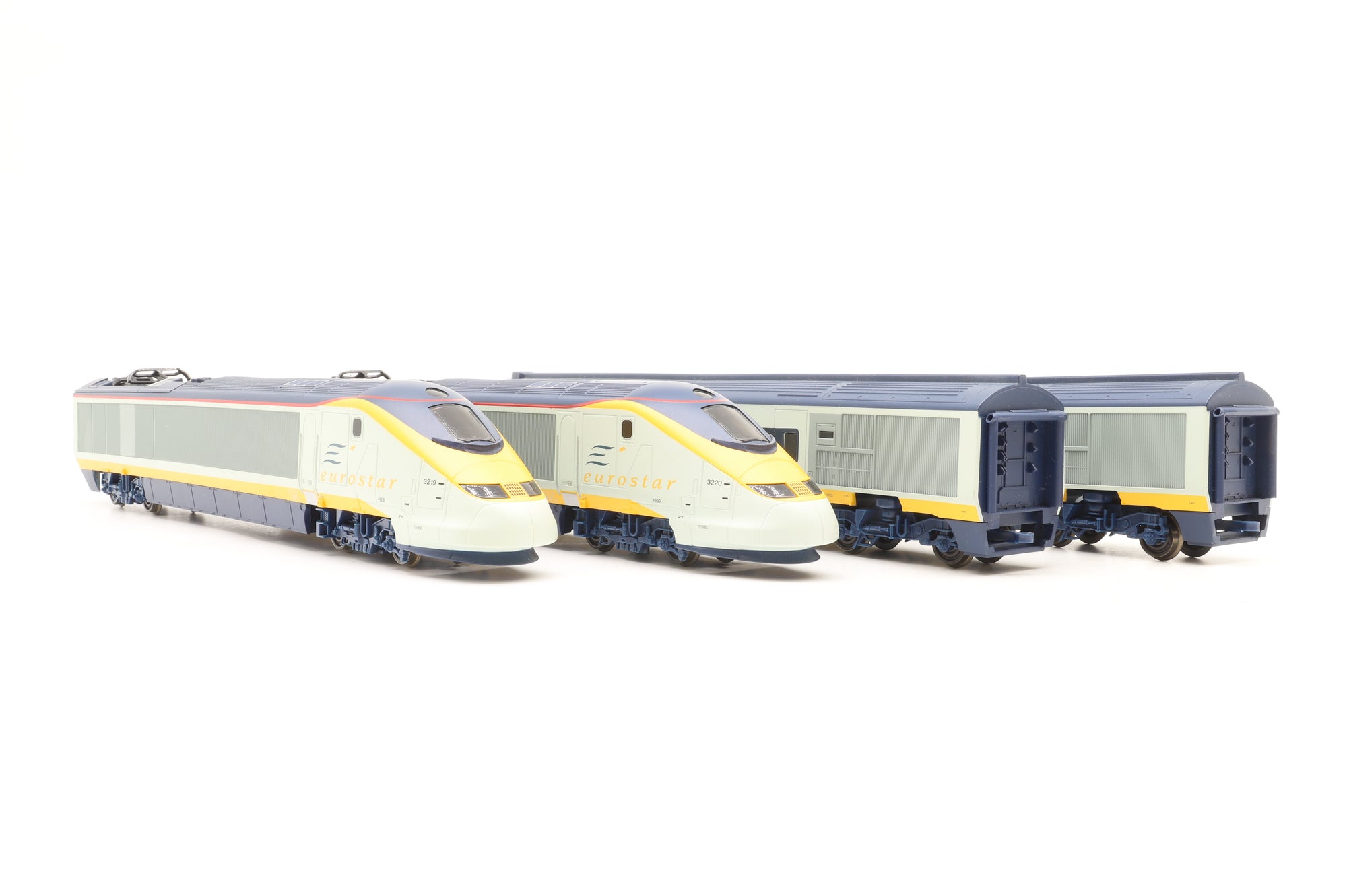 Hornby OO Class 373 4-Car Eurostar Train Pack '3219' & '3220'
