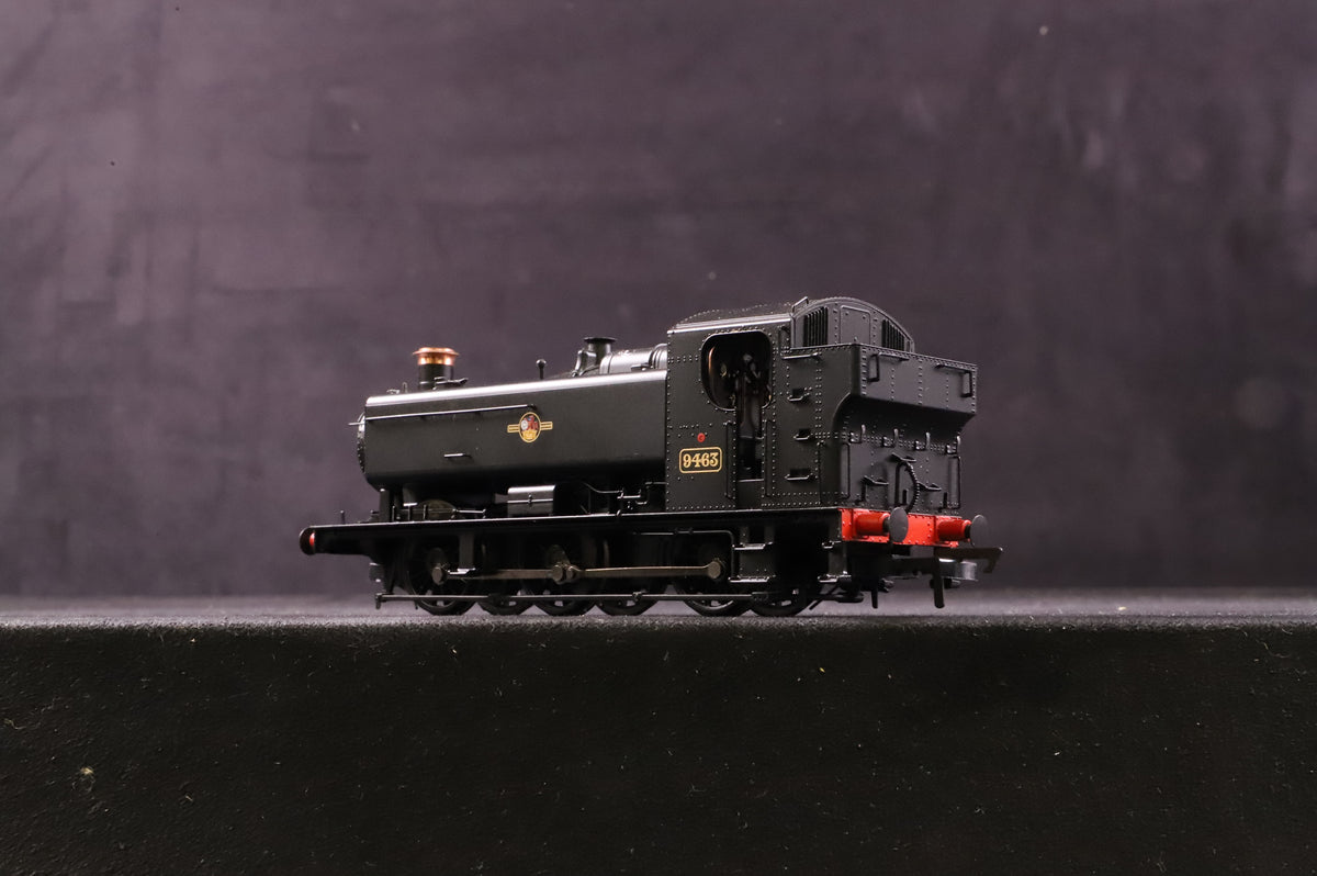 Bachmann OO 35-027A 94xx Class Pannier Tank &#39;9463&#39; BR Black L/C DCC Fitted