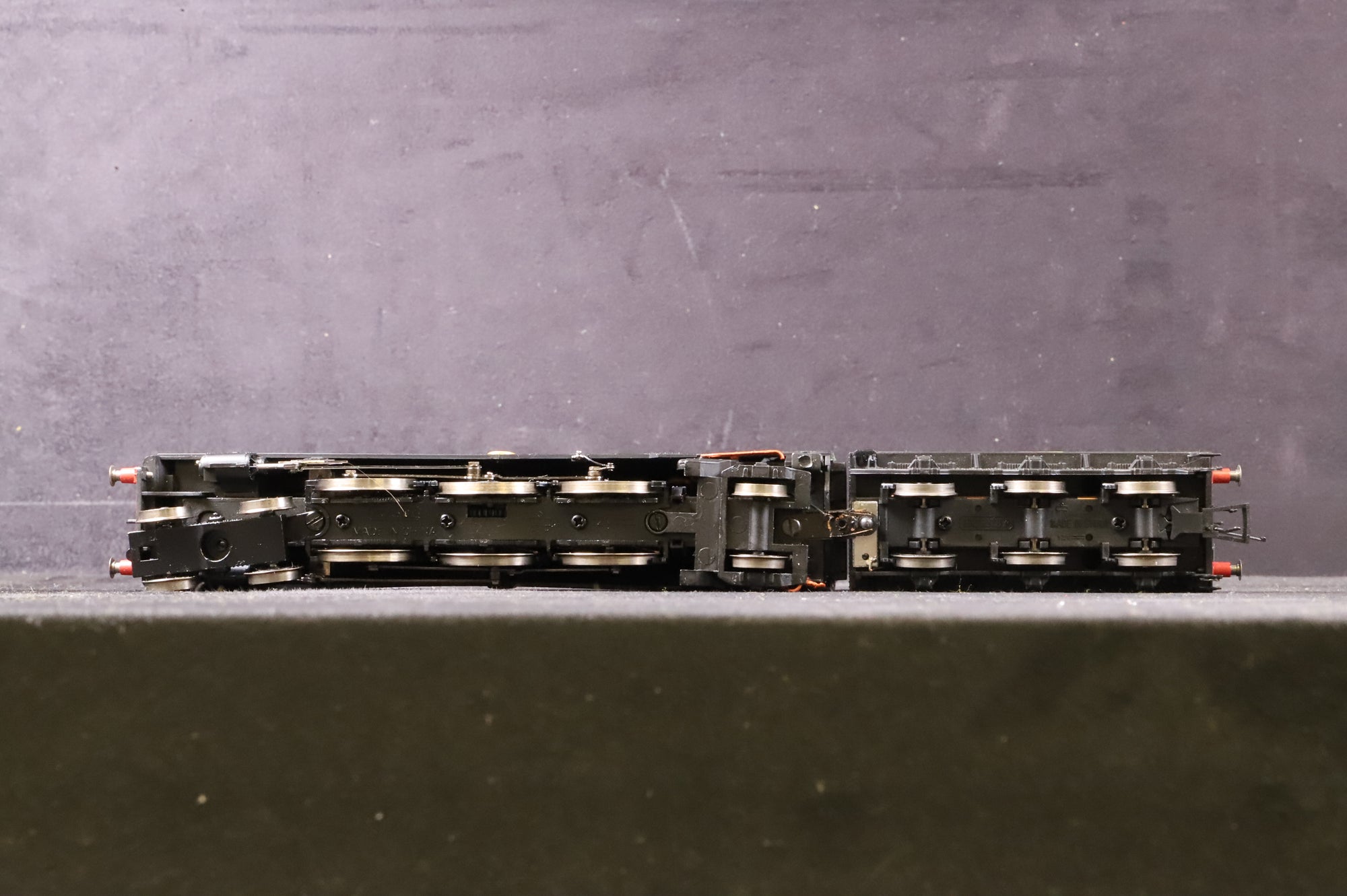 Hornby OO R2385 West Country Class '34051' 'Winston Churchill' BR Green L/C