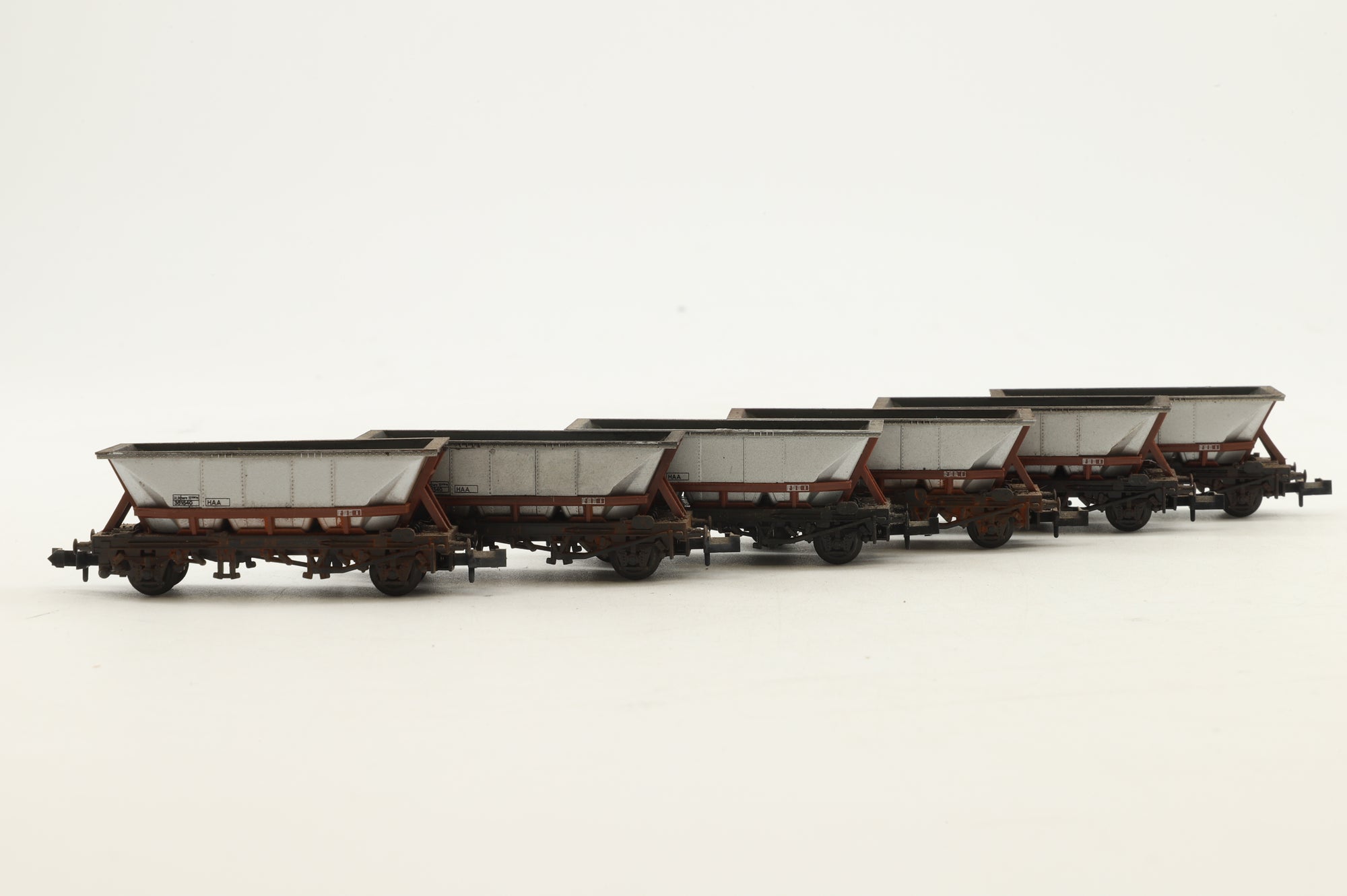 Minitrix N Rake of 6 HAA Wagons - Weathered