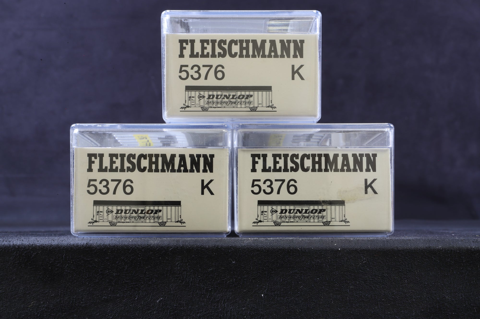 Fleischmann HO 5376 Rake Of 3 Dunlop Box Cars DB