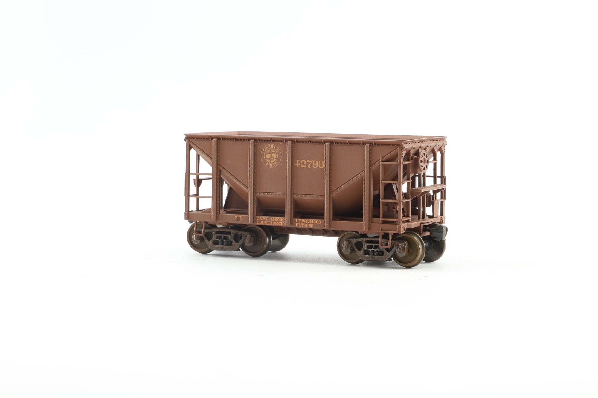 Walthers HO 910-58107 6-Pack of 24' Michigan Ore Cars in DMIR Brown - Pro-Customised/Weathered