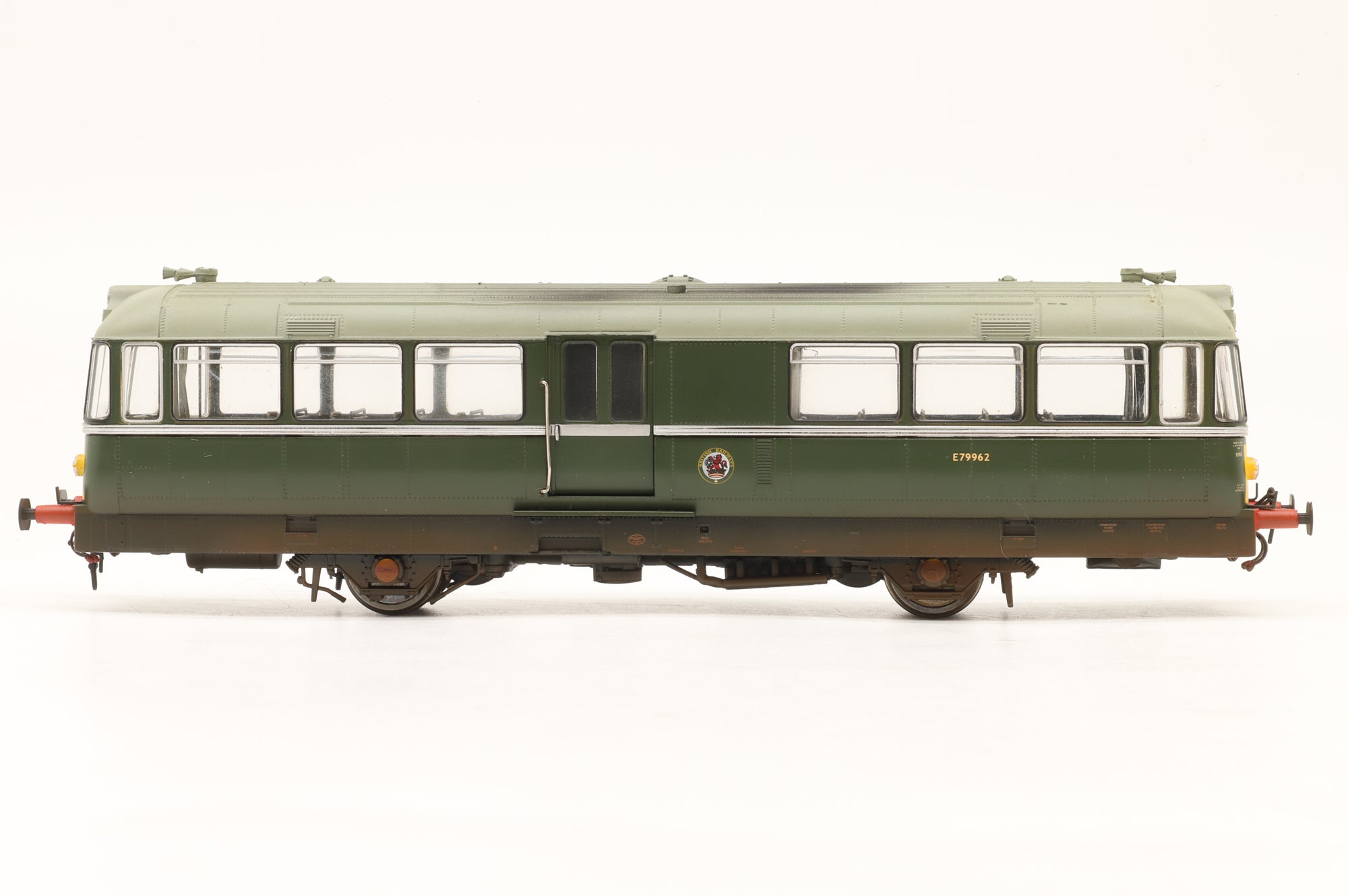 Heljan OO 87041 Railbus W&M 'E79962' Green with Large Yellow Panels Weathered