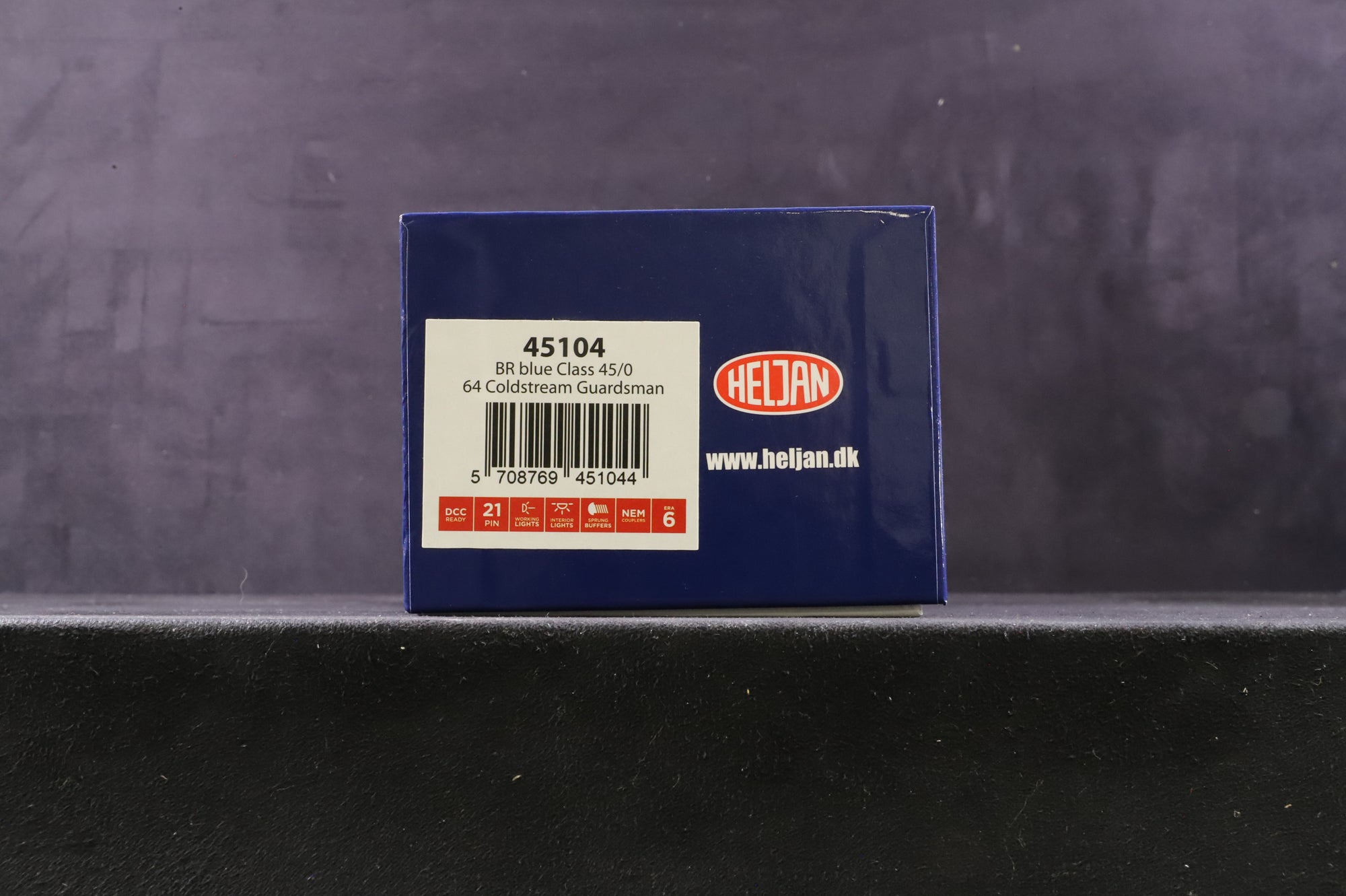 Heljan OO 45104 Class 45 No.64 'Coldstream Guard' in BR Blue