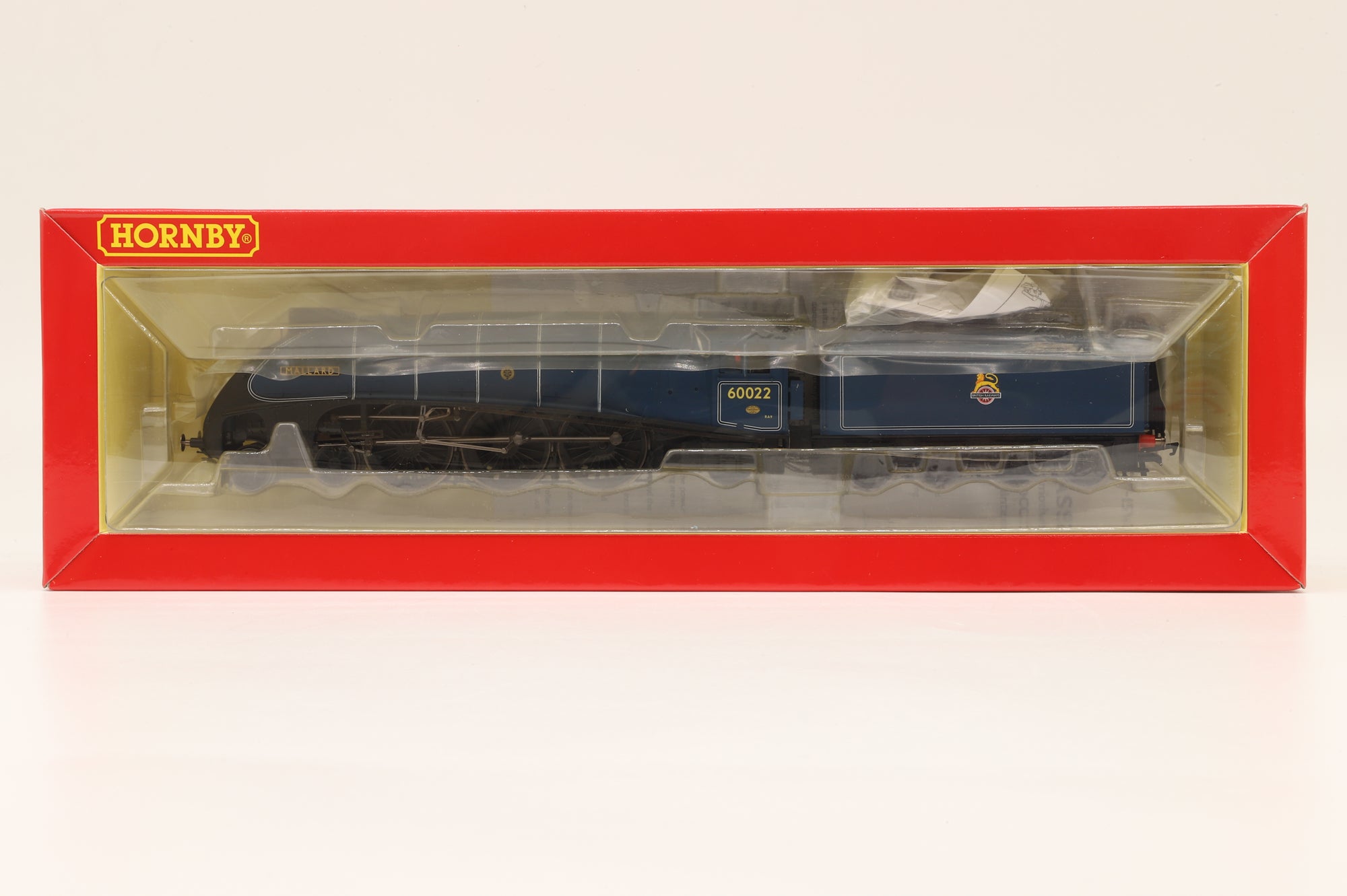 Hornby OO R3737 Class A4 '60022' 'Mallard' BR Blue