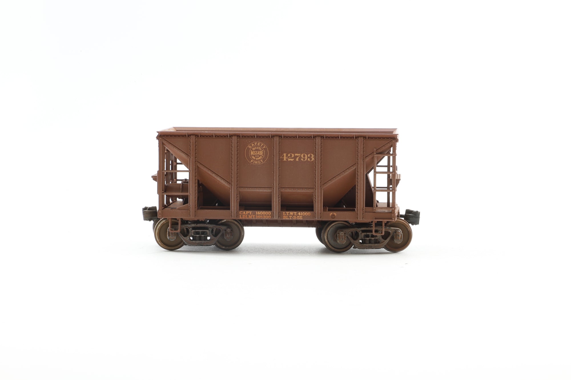 Walthers HO 910-58107 6-Pack of 24' Michigan Ore Cars in DMIR Brown - Pro-Customised/Weathered